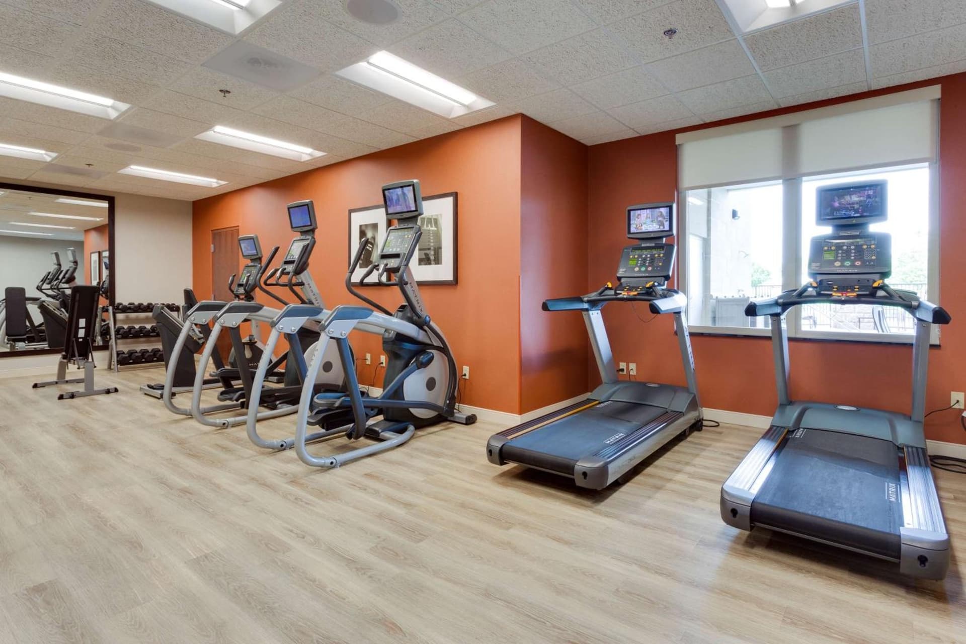 Drury Inn & Suites Fort Myers Airport FGCU gallery photo in Fort Myers, FL — image 9