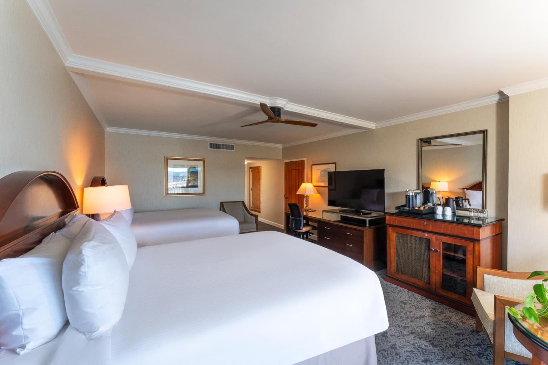 Monterey Plaza Hotel & Spa gallery photo in Monterey, CA — image 24