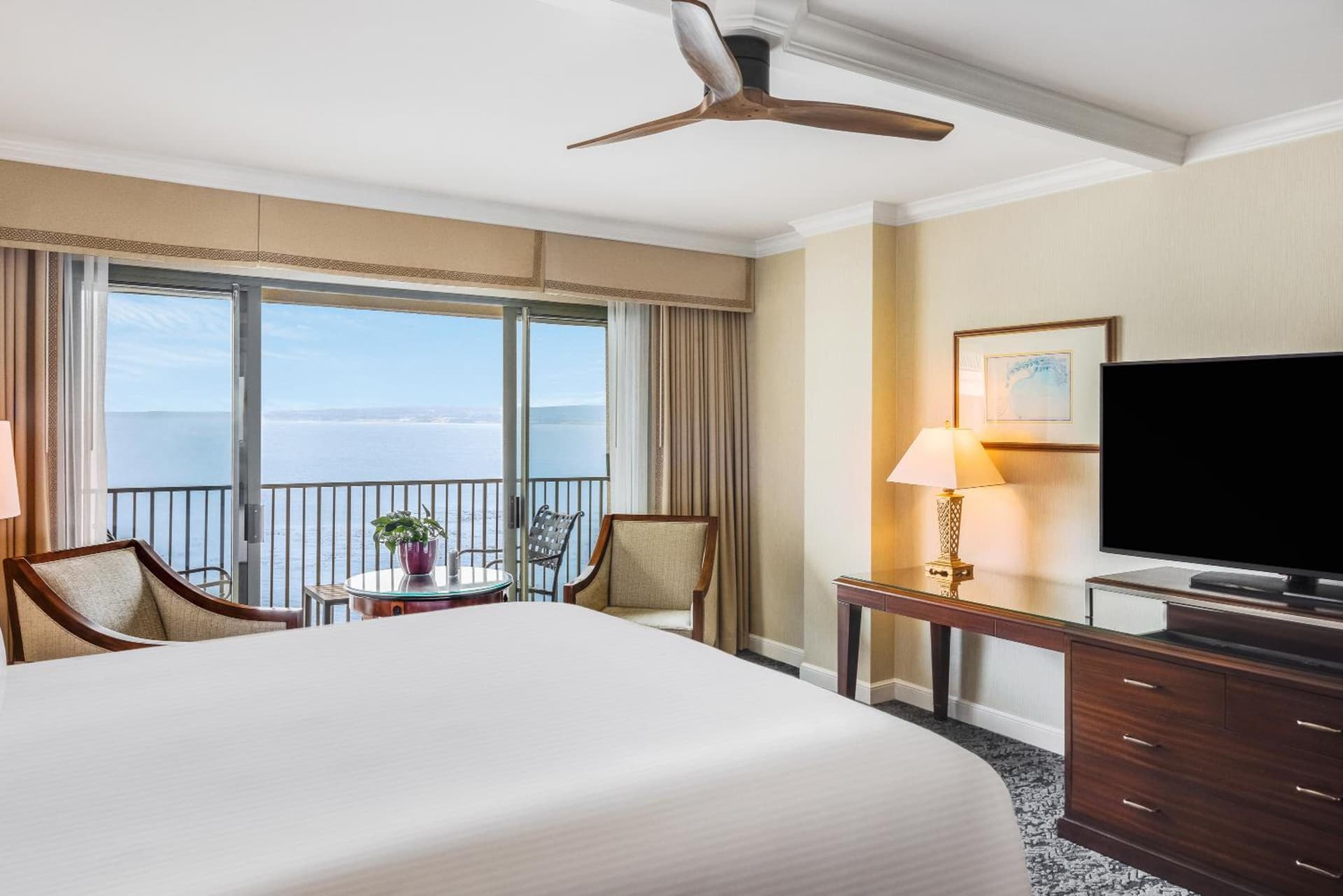 Monterey Plaza Hotel & Spa interior in Monterey, CA — gallery photo 2