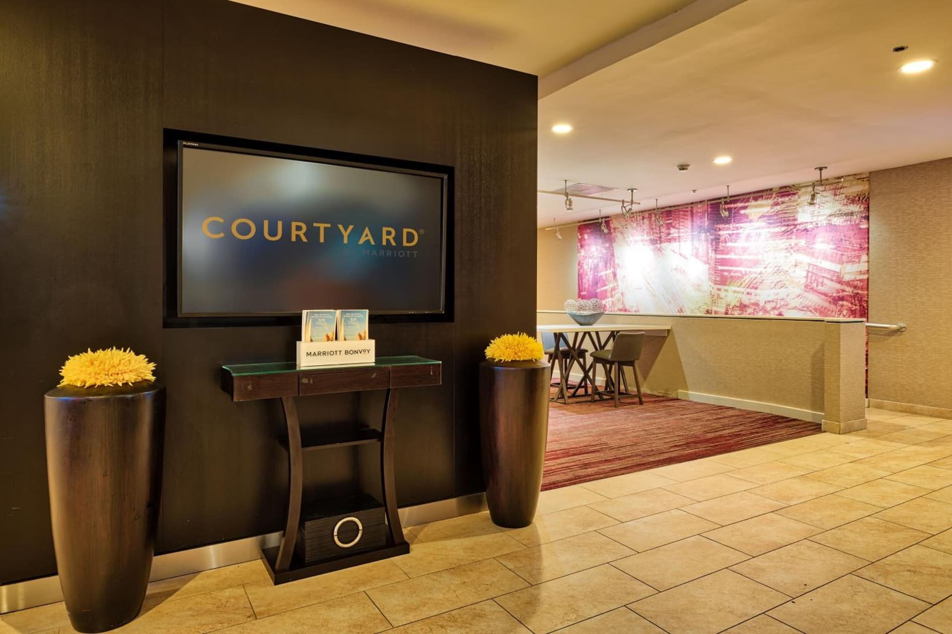 Courtyard Hampton gallery photo in Hampton, VA — image 34