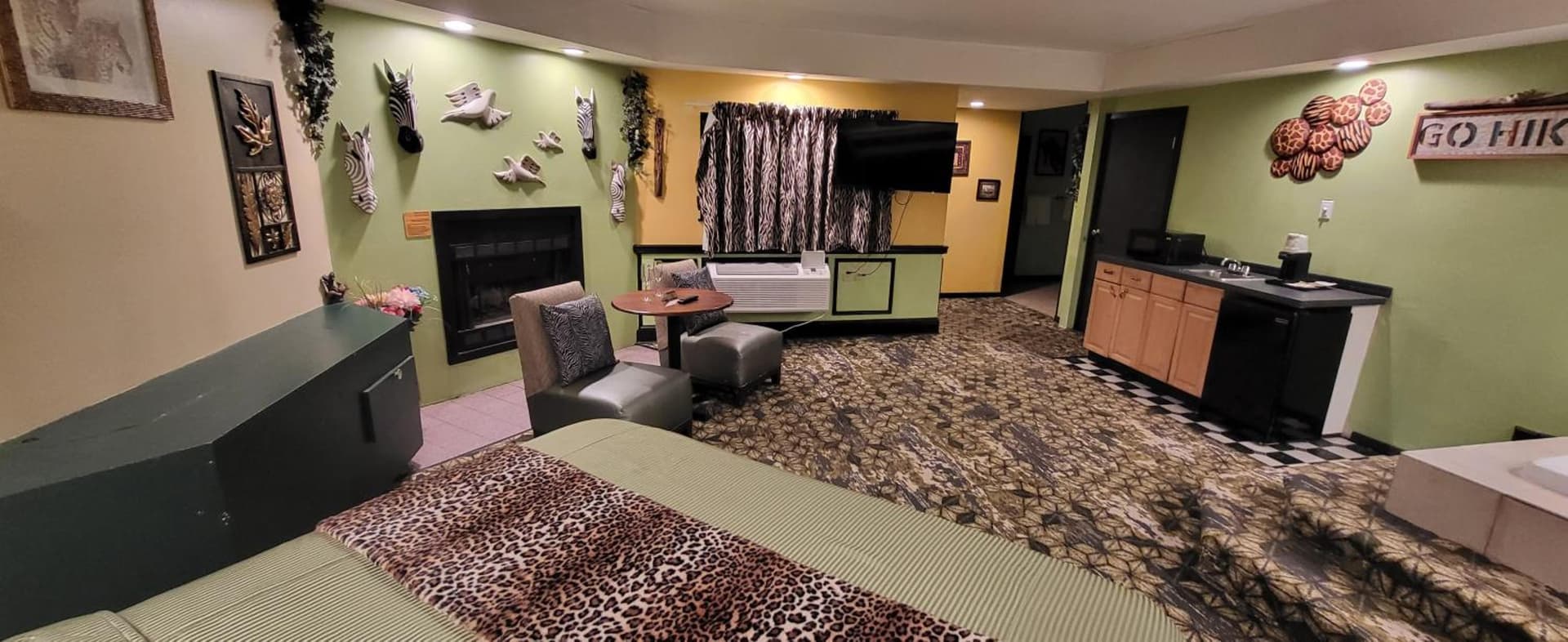 Inn of the Dove Harrisburg-Hershey Romantic Suites gallery photo in Harrisburg, PA — image 183