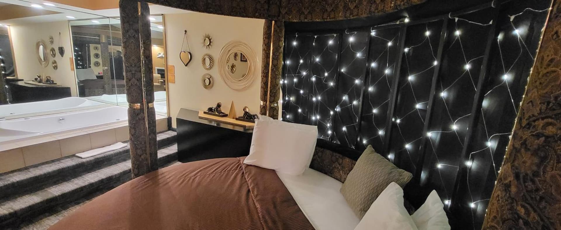 Inn of the Dove Harrisburg-Hershey Romantic Suites gallery photo in Harrisburg, PA — image 106