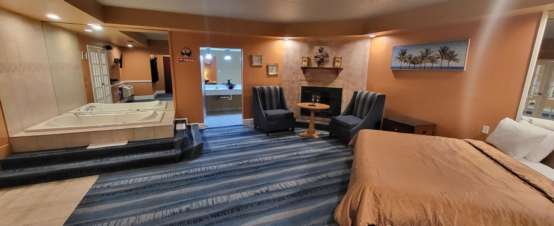 Inn of the Dove Harrisburg-Hershey Romantic Suites gallery photo in Harrisburg, PA — image 7