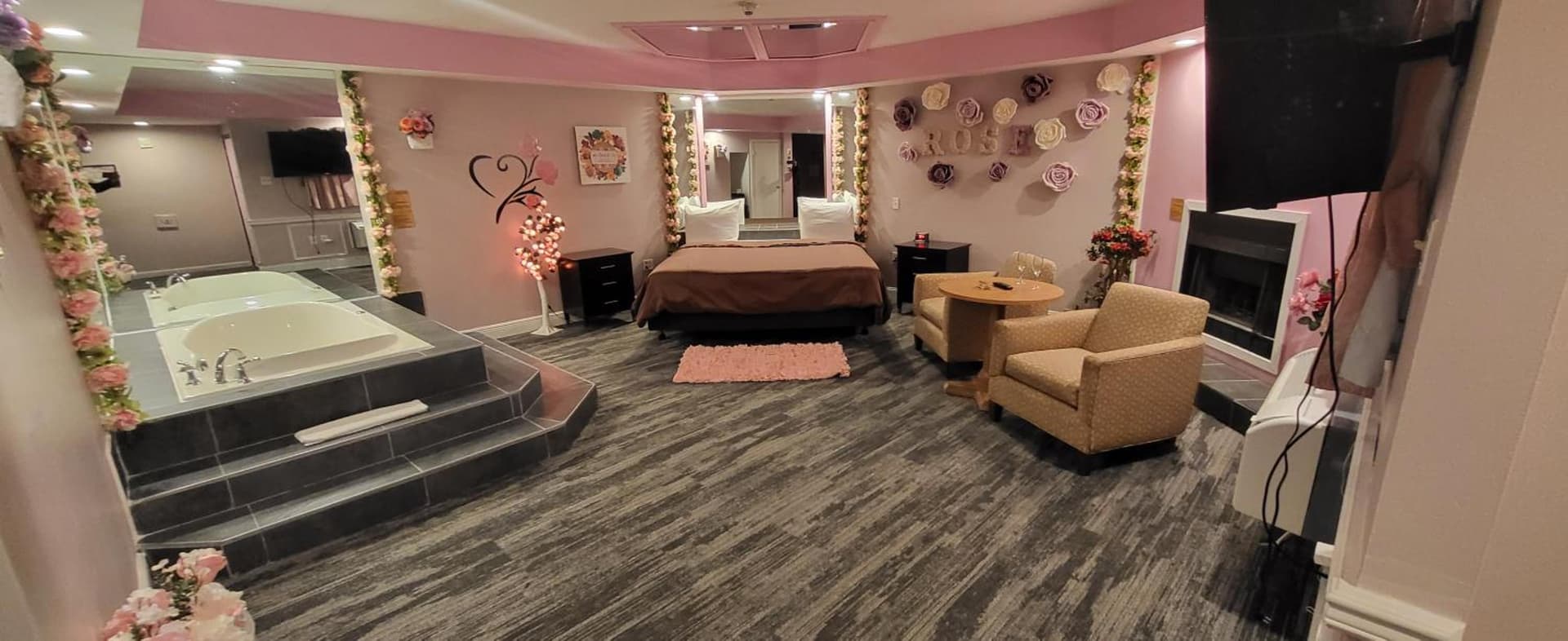 Inn of the Dove Harrisburg-Hershey Romantic Suites gallery photo in Harrisburg, PA — image 91