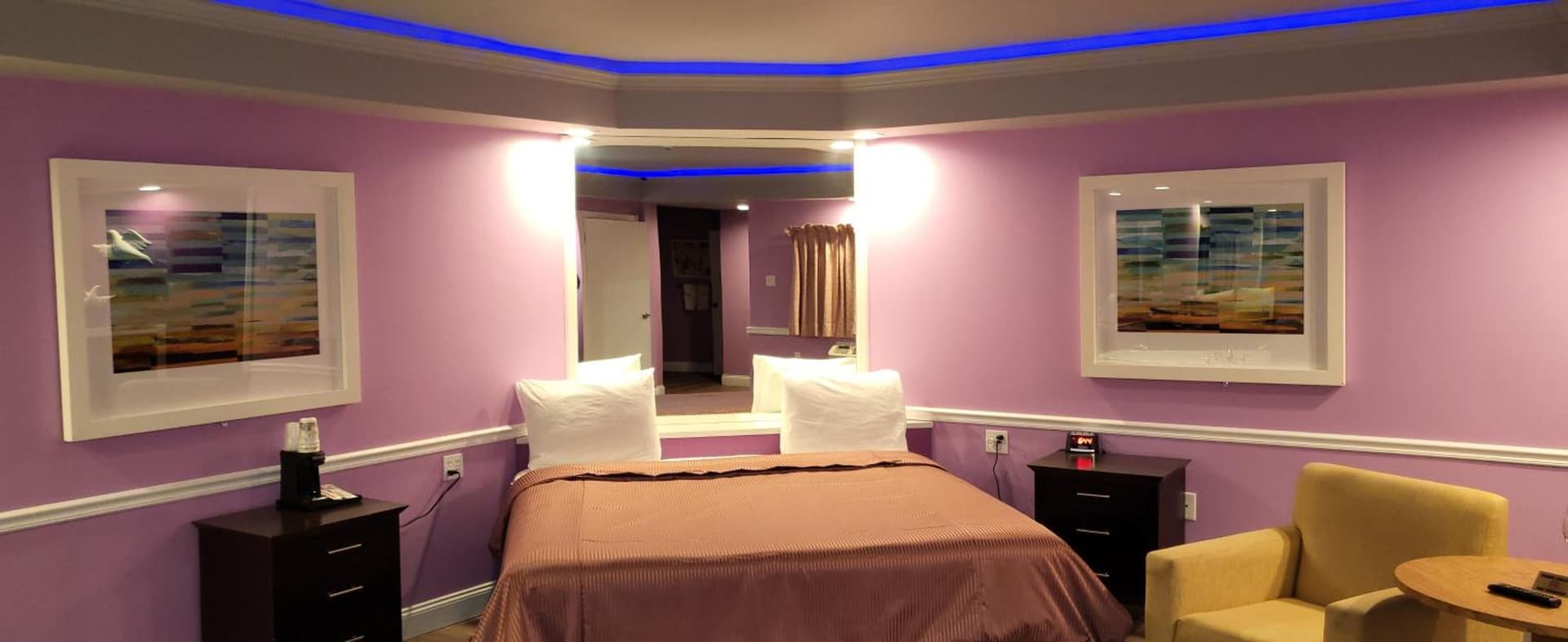 Inn of the Dove Harrisburg-Hershey Romantic Suites gallery photo in Harrisburg, PA — image 117