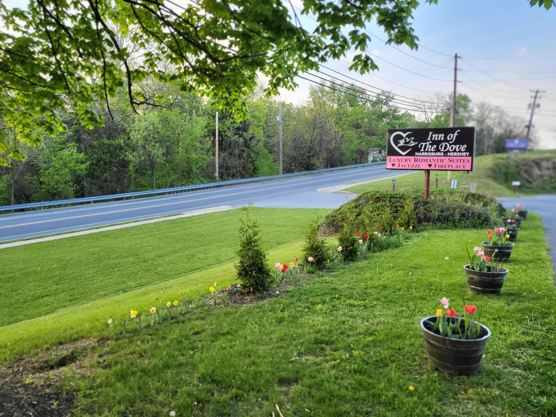 Inn of the Dove Harrisburg-Hershey Romantic Suites gallery photo in Harrisburg, PA — image 30