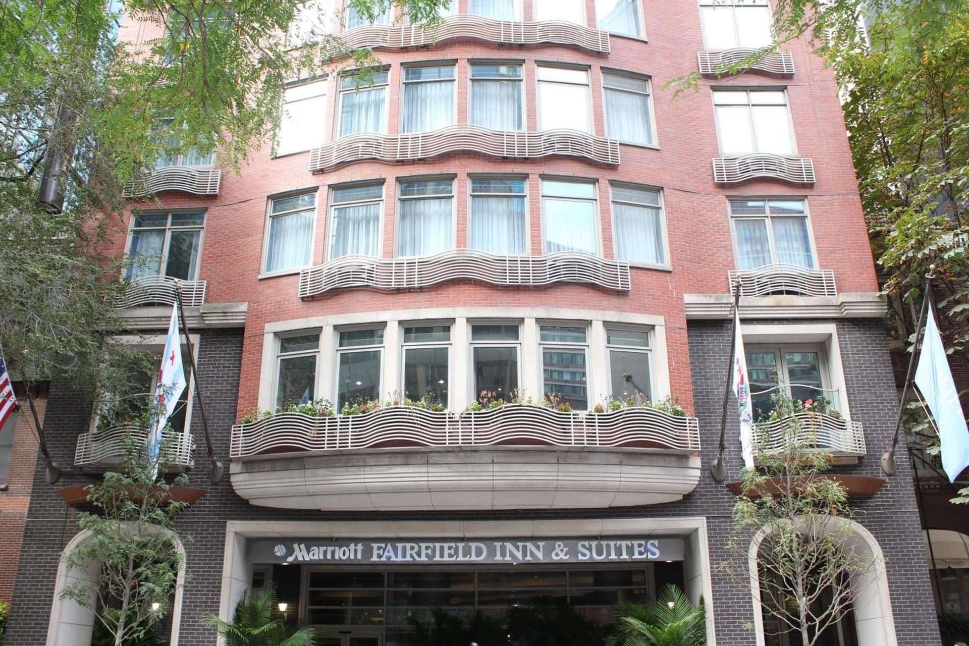 Fairfield Inn and Suites Chicago Downtown/ Magnificent Mile featured exterior or lobby in Chicago, IL — similar hotel