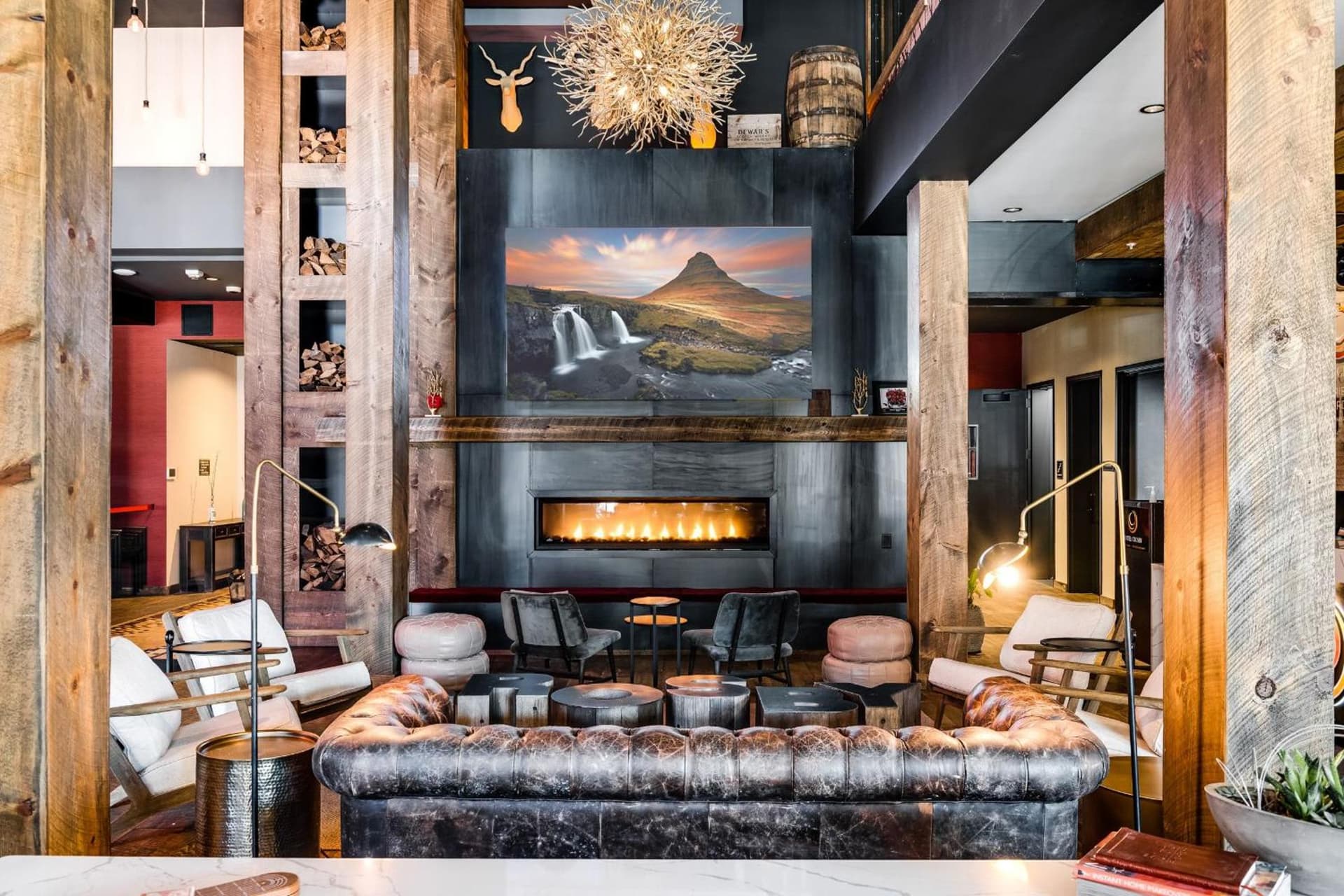 Hotel Crosby interior in Stillwater, MN — gallery photo 2