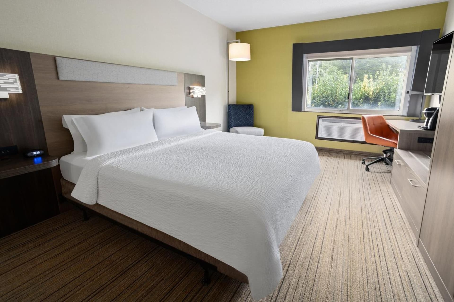 Holiday Inn Express Stony Brook-Long Island by IHG gallery photo in Centereach, NY — image 37