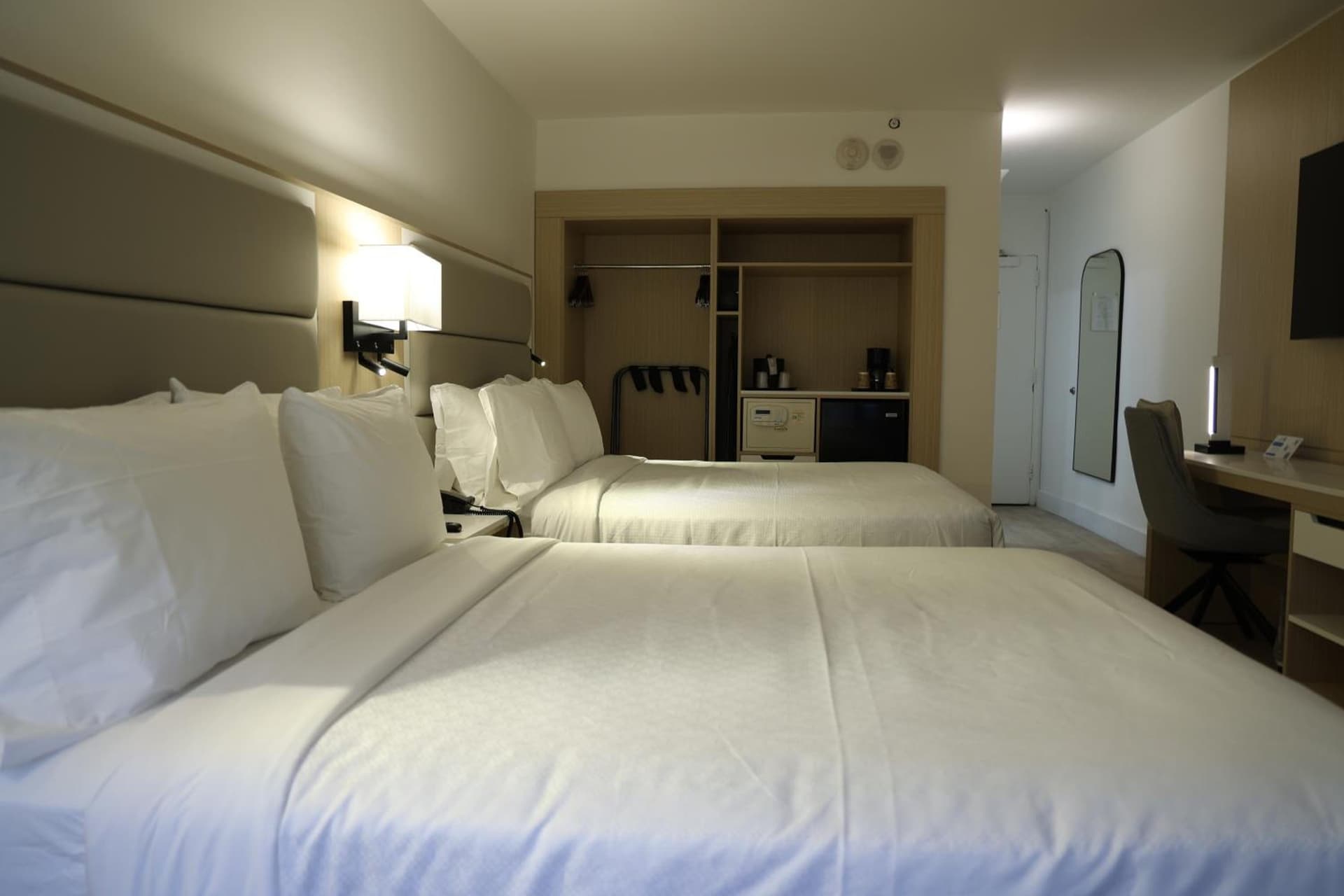 Ocean Sky Hotel & Resort gallery photo in Fort Lauderdale, FL — image 47