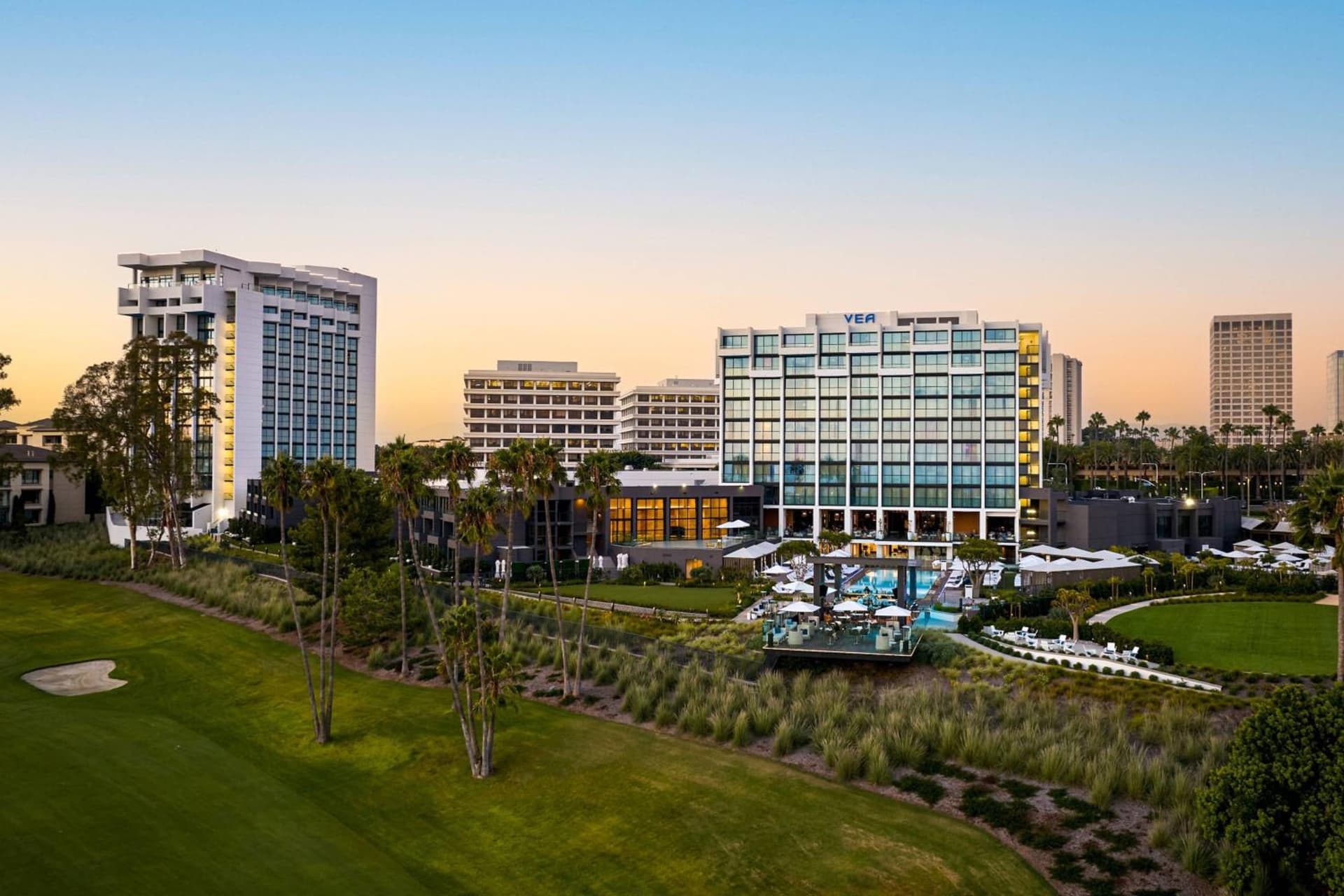 VEA Newport Beach, a Marriott Resort & Spa interior in Newport Beach, CA — gallery photo 2