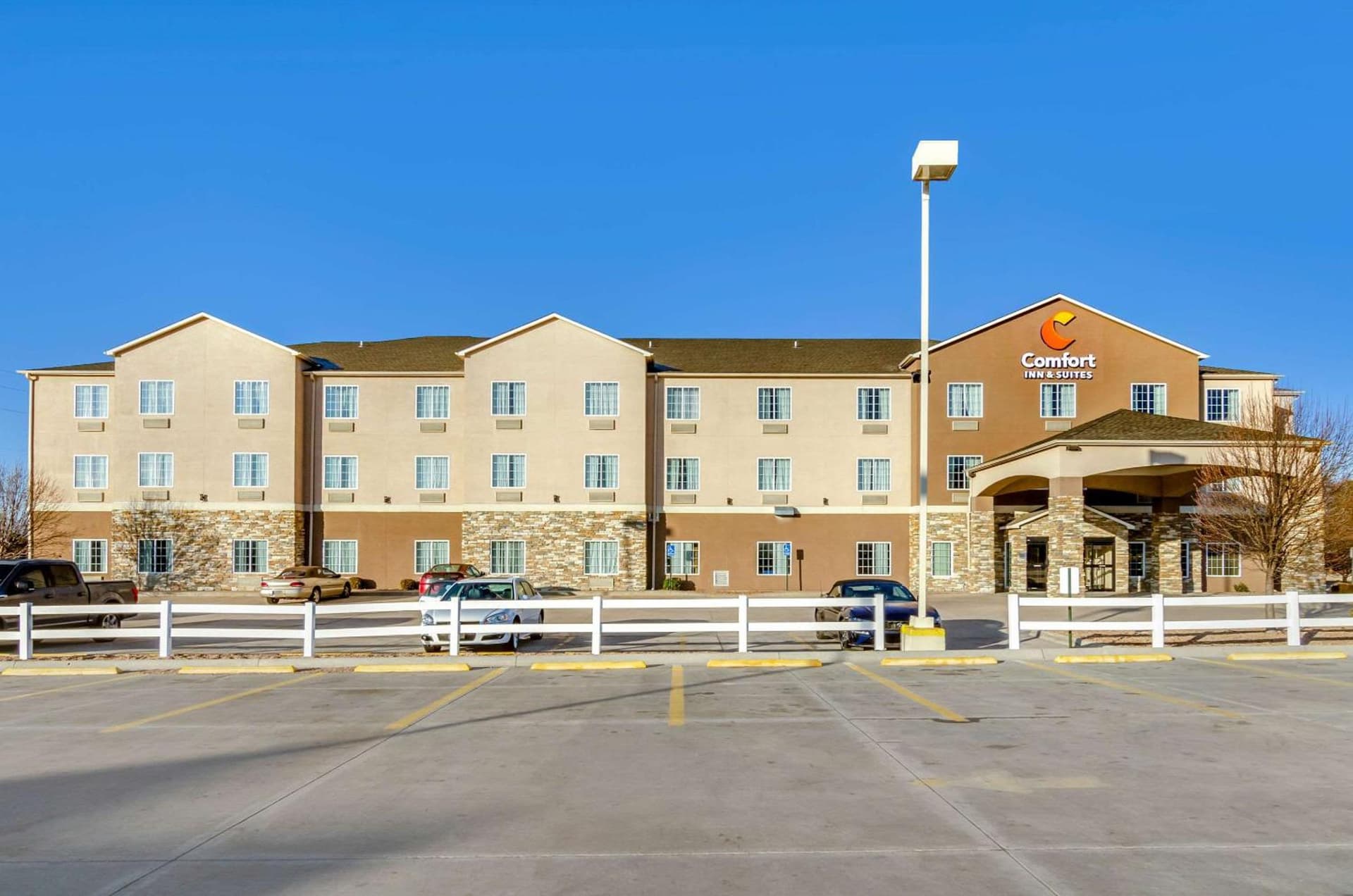 Comfort Inn & Suites near Bethel College interior in Newton, KS — gallery photo 2