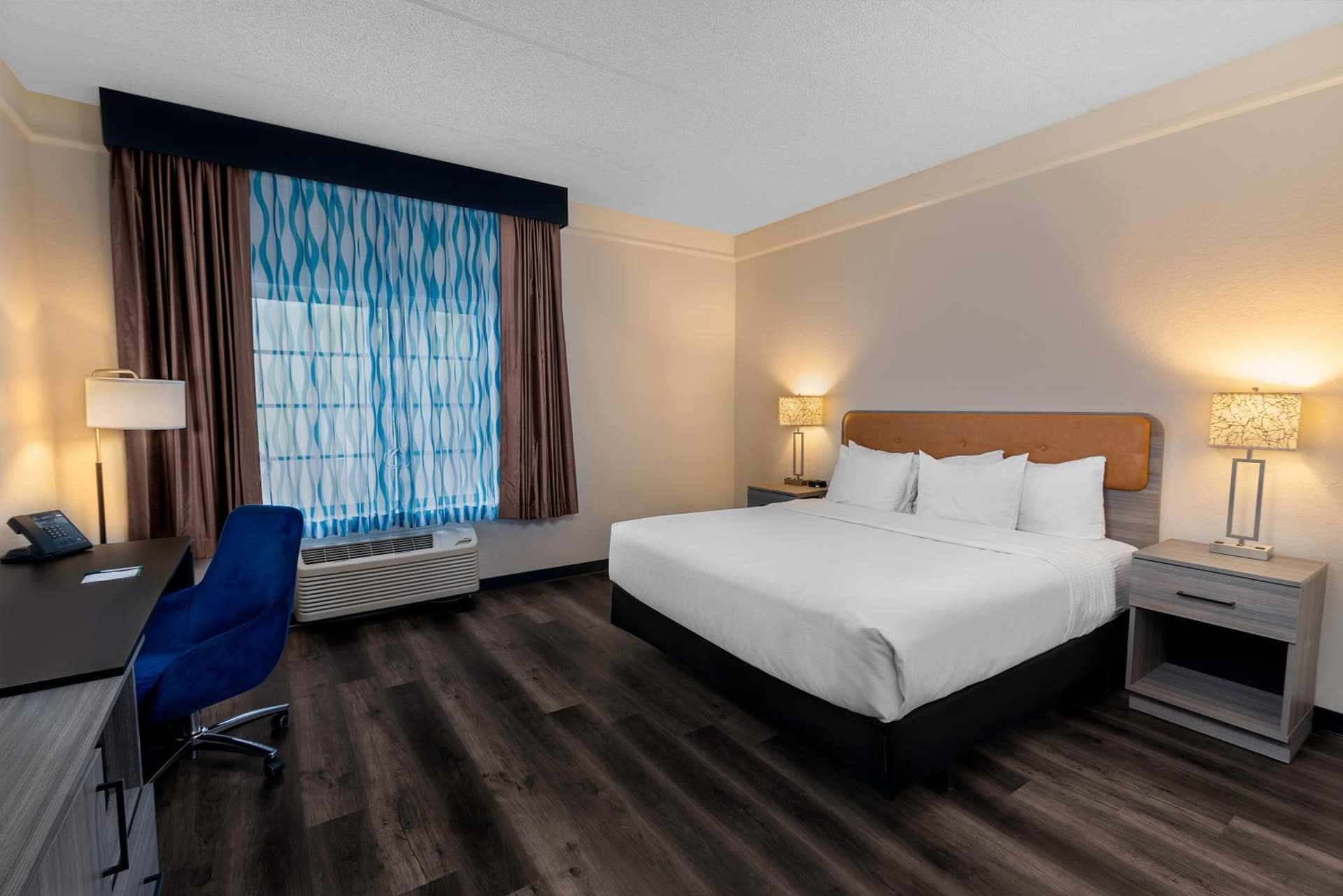 La Quinta by Wyndham Miami Airport West gallery photo in Miami, FL — image 9