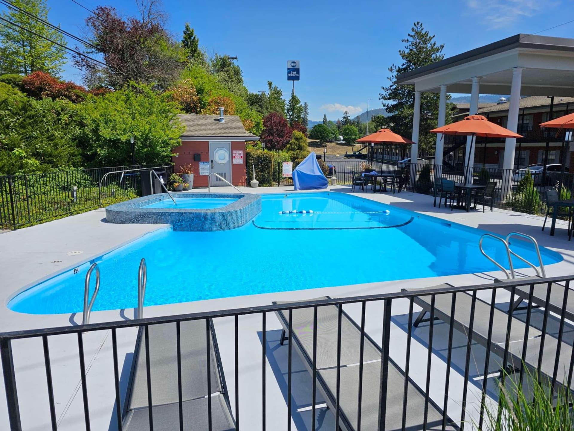 Best Western Grants Pass Inn gallery photo in Grants Pass, OR — image 27