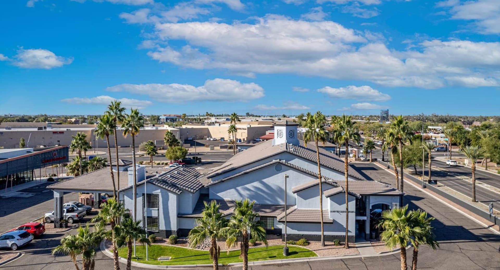 The Hotel Serene Glendale Peoria, Surestay Collection by Best Western property views in Glendale, AZ — gallery photo 3