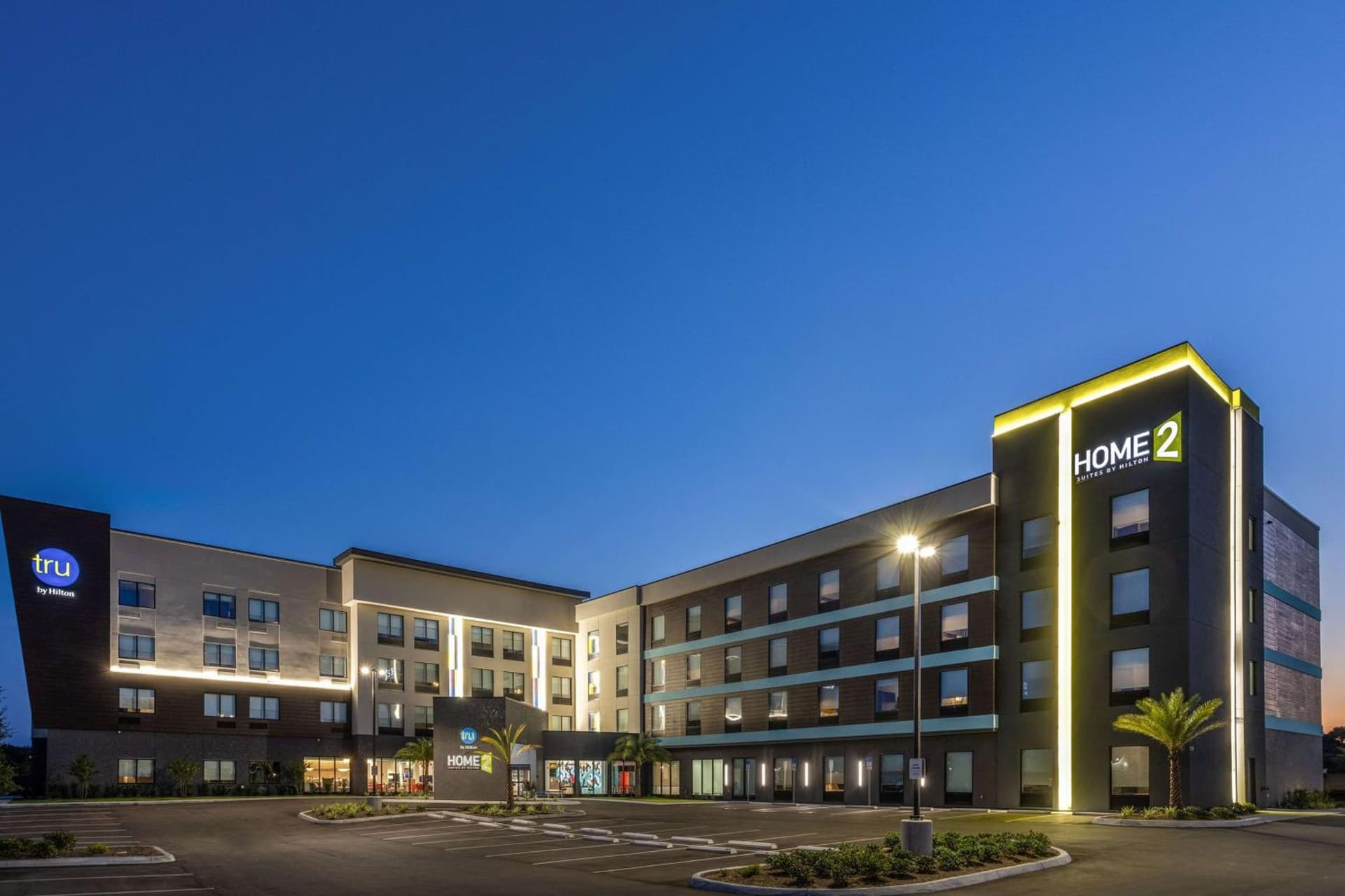 Tru By Hilton Pensacola Airport Medical Center interior in Pensacola, FL — gallery photo 2