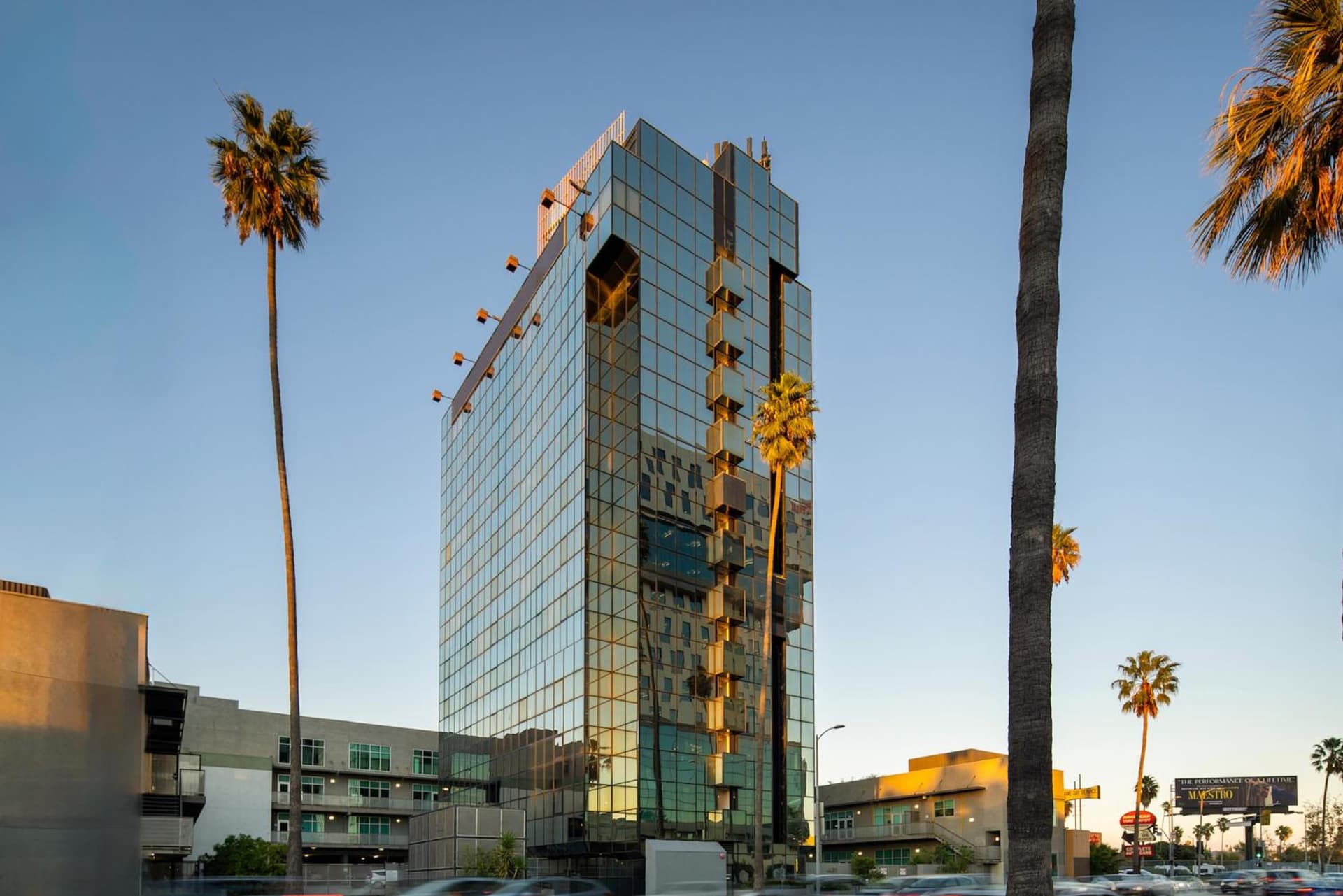 Kasa Sunset Los Angeles featured exterior or lobby in Los Angeles, CA — similar hotel