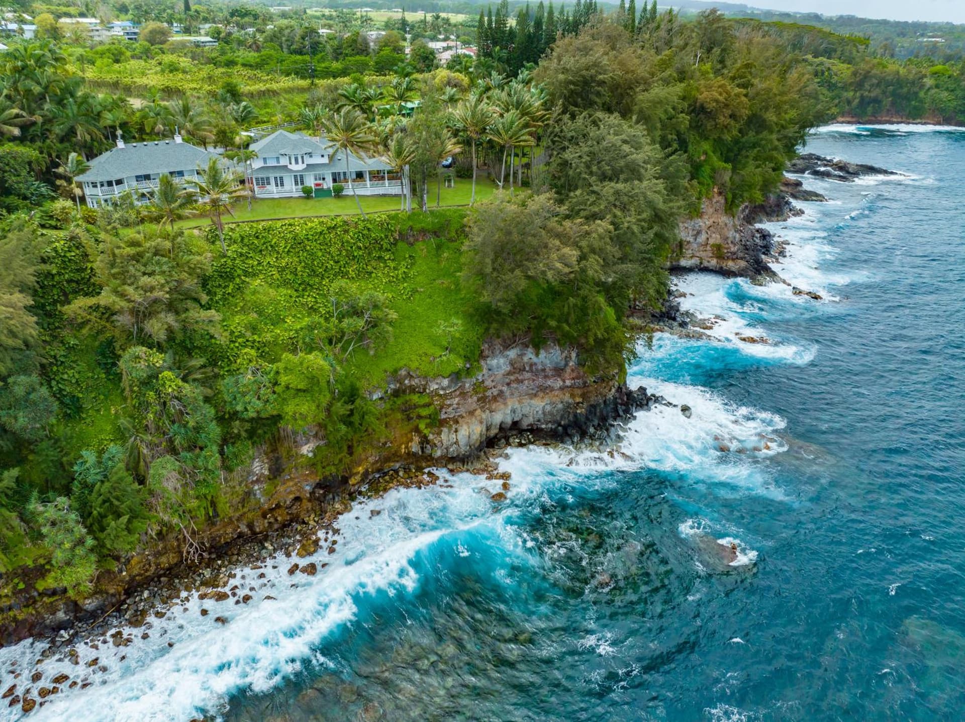 Hamakua Hotel featured exterior or lobby in Honomu, HI — similar hotel