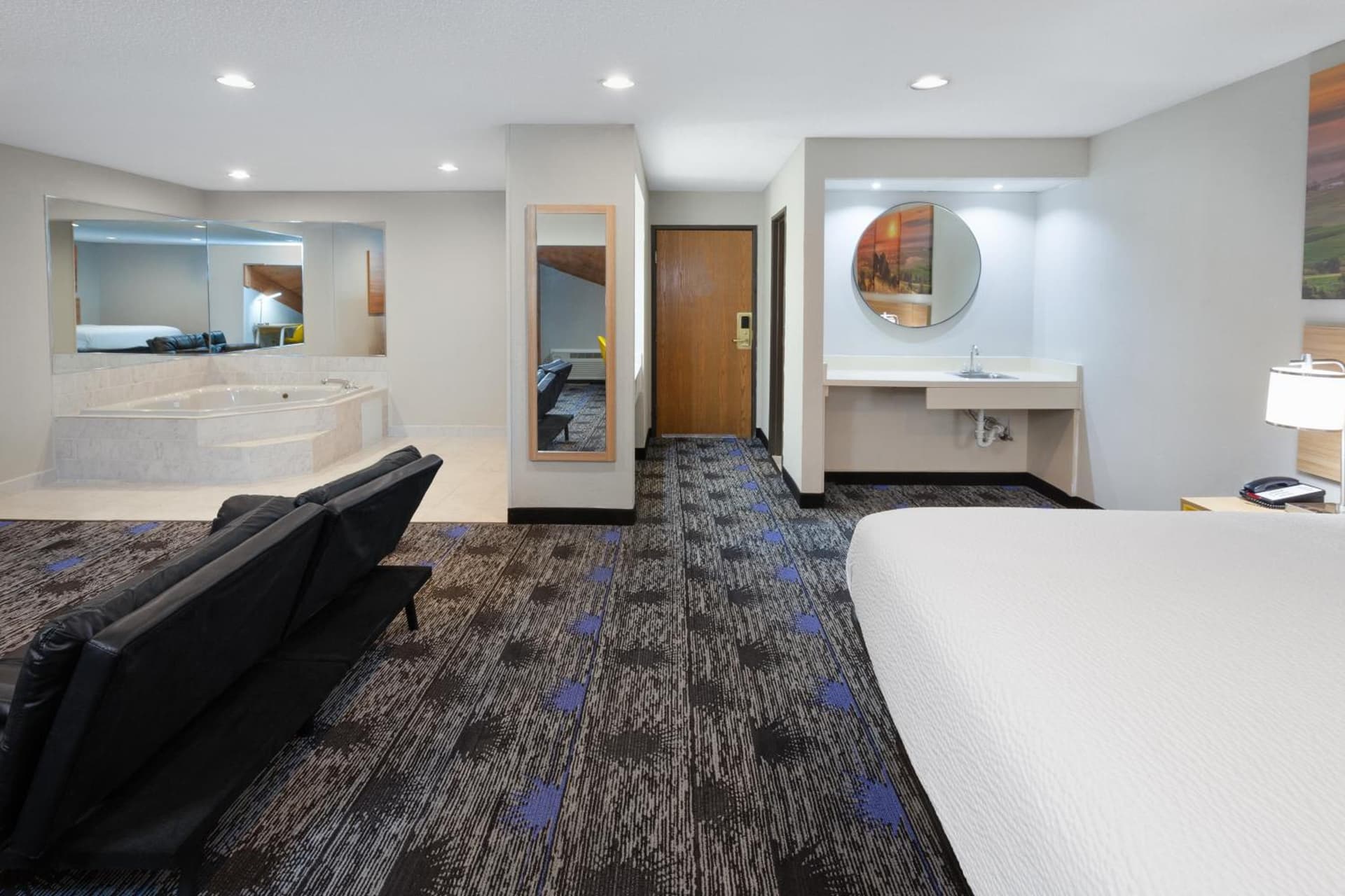 Days Inn by Wyndham Wooster gallery photo in Wooster, OH — image 18