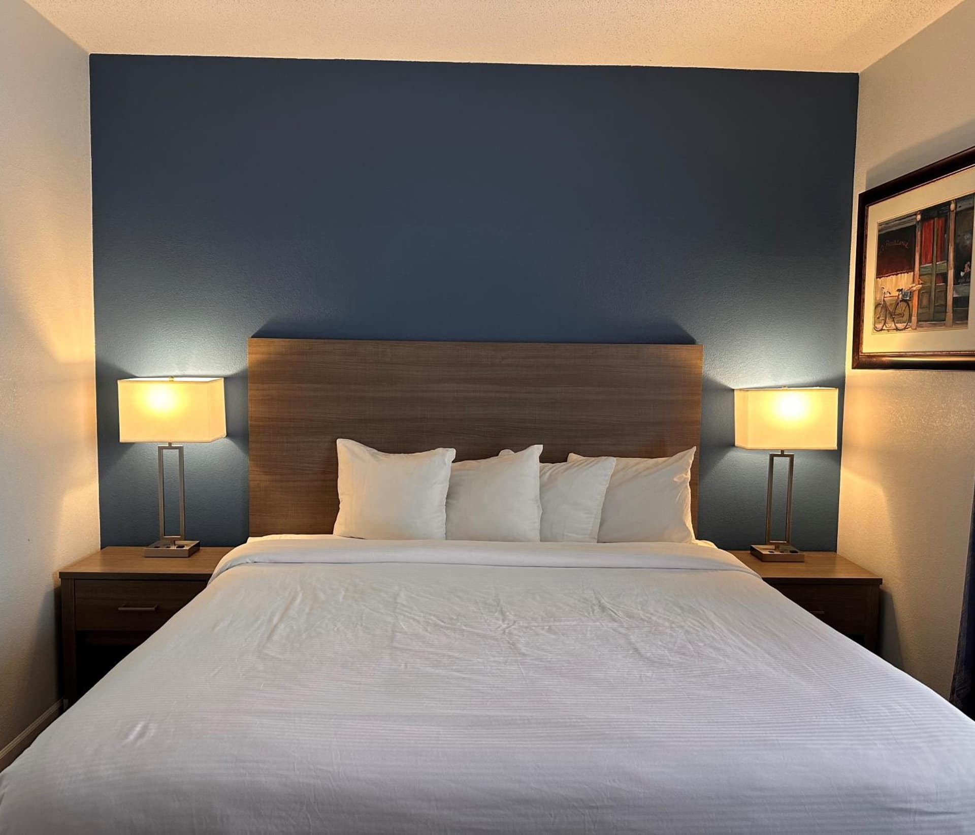 Baymont by Wyndham Indianapolis Northwest property views in Indianapolis, IN — gallery photo 3