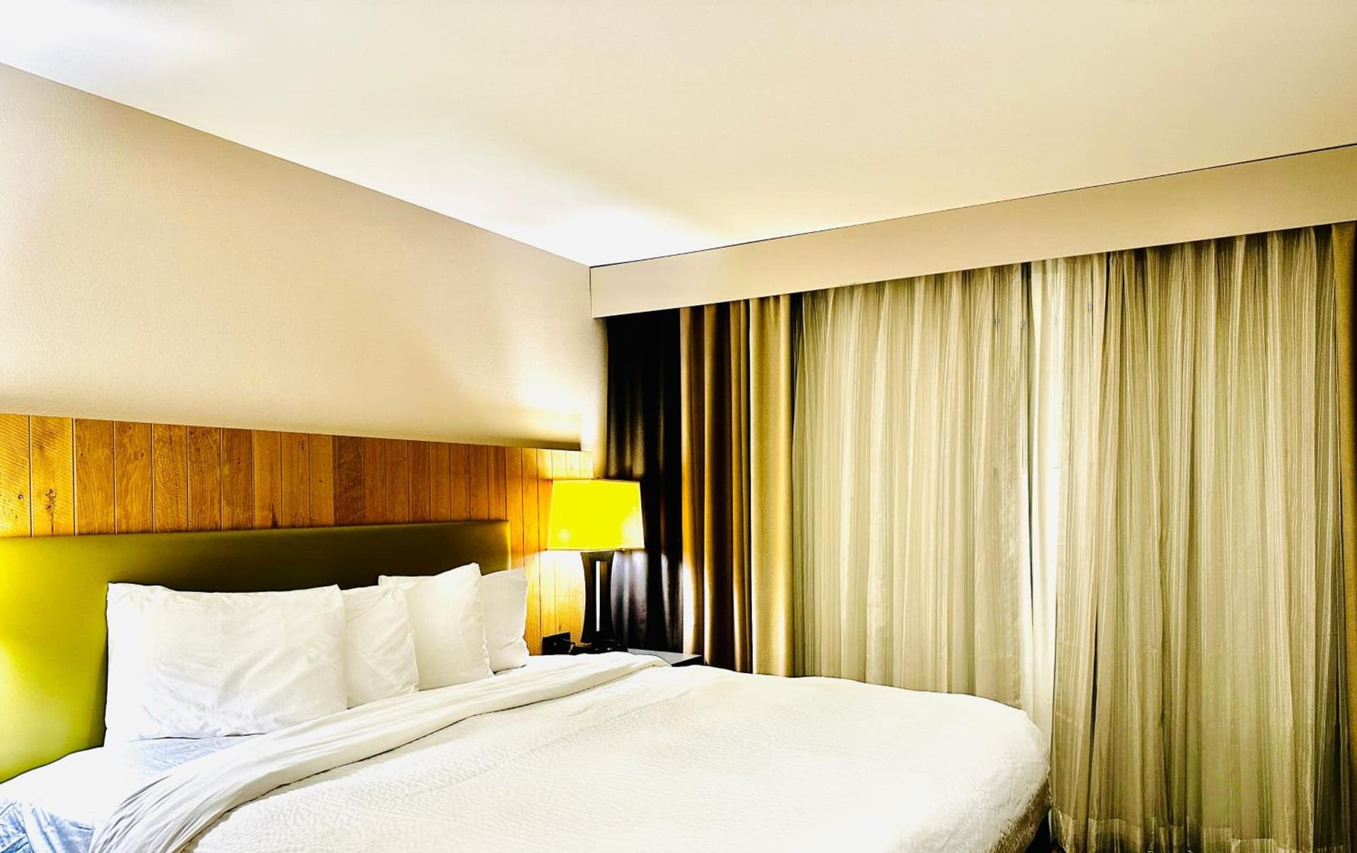Radiant Inn and Suites gallery photo in Murfreesboro, TN — image 4