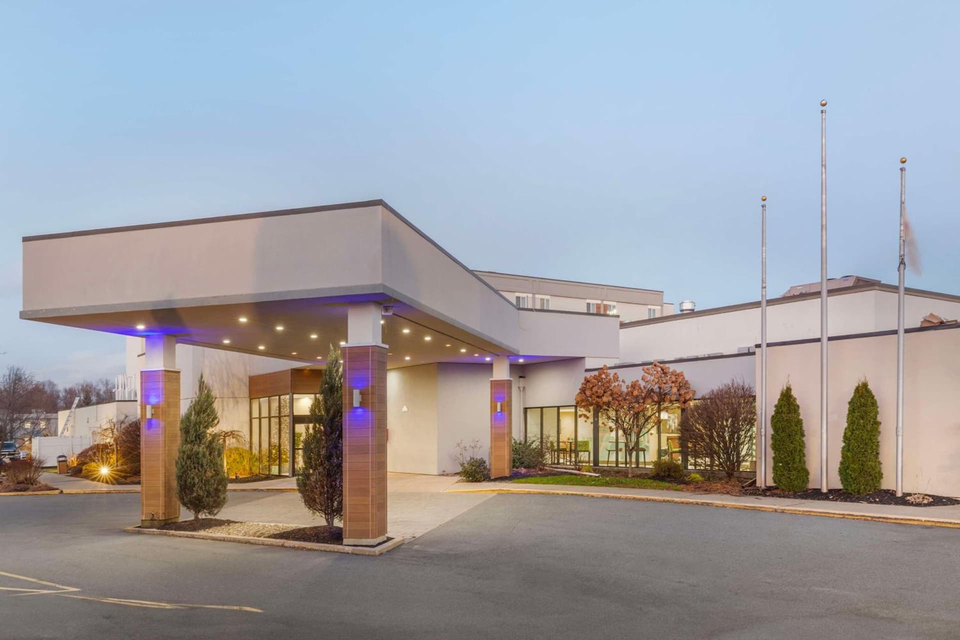 Best Western Plus New Englander gallery photo in Woburn, MA — image 20