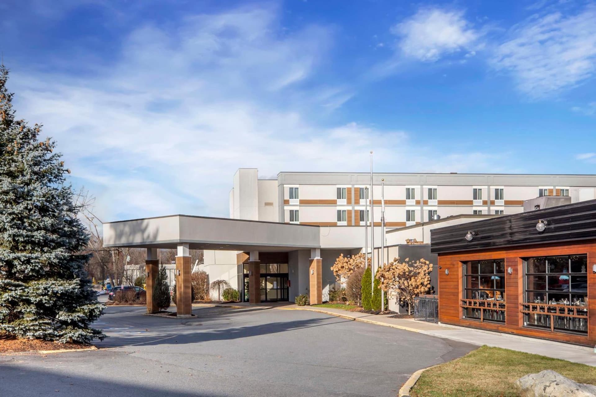 Best Western Plus New Englander gallery photo in Woburn, MA — image 45