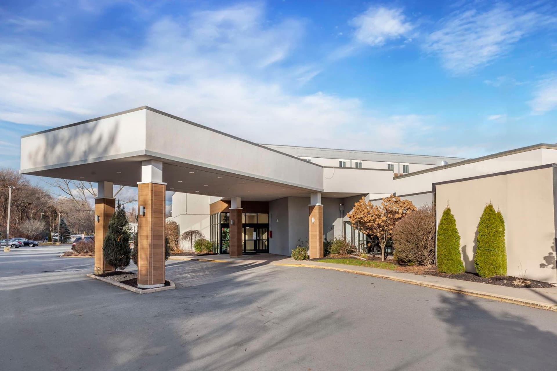 Best Western Plus New Englander gallery photo in Woburn, MA — image 36