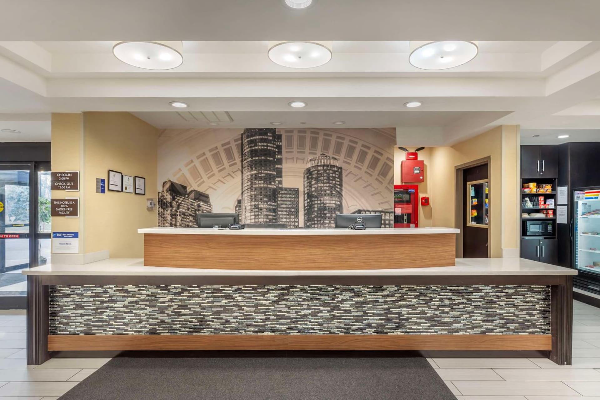 Best Western Plus New Englander gallery photo in Woburn, MA — image 24