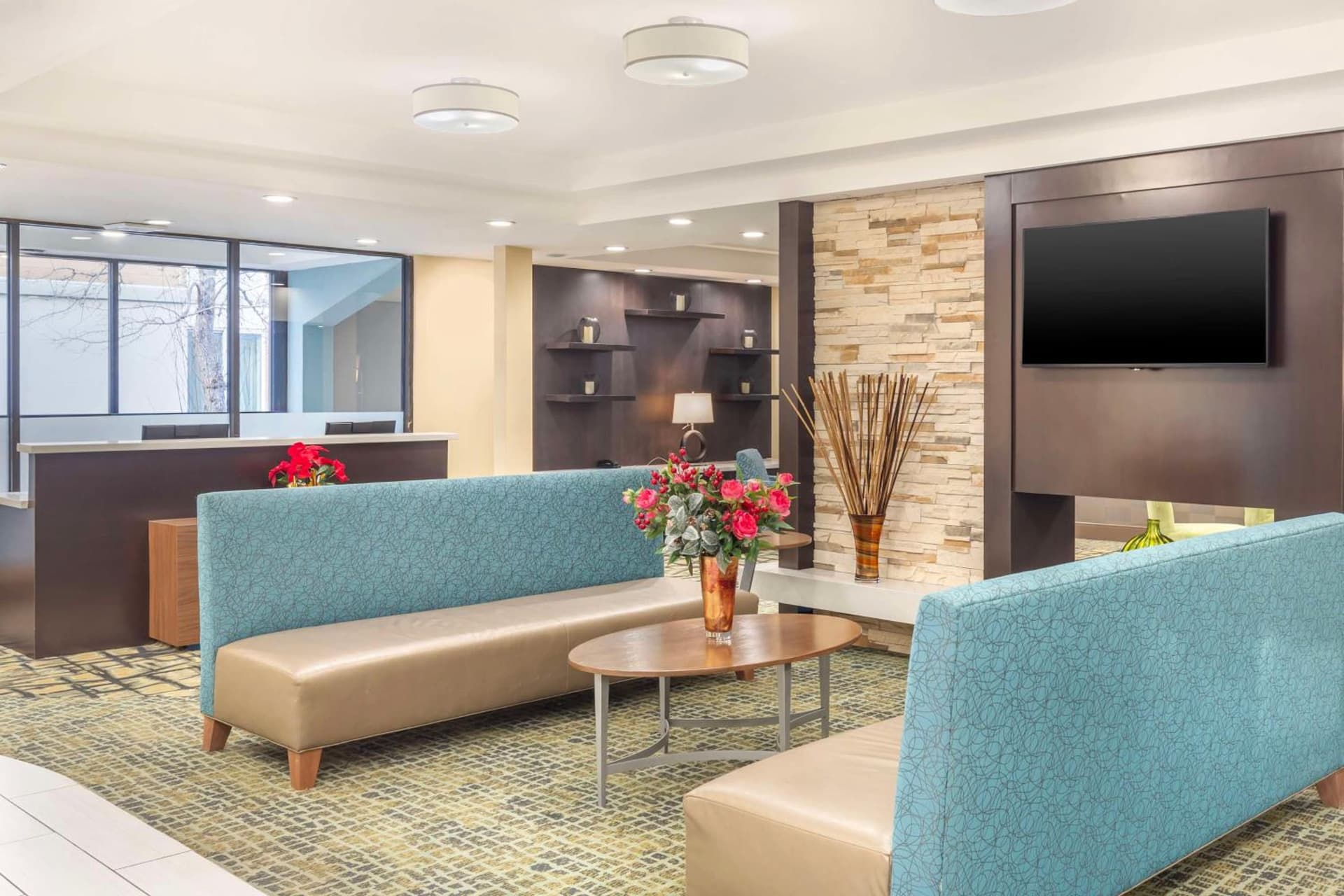 Best Western Plus New Englander gallery photo in Woburn, MA — image 32