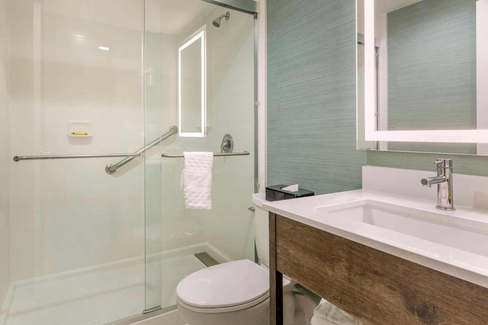 Best Western Plus New Englander gallery photo in Woburn, MA — image 34
