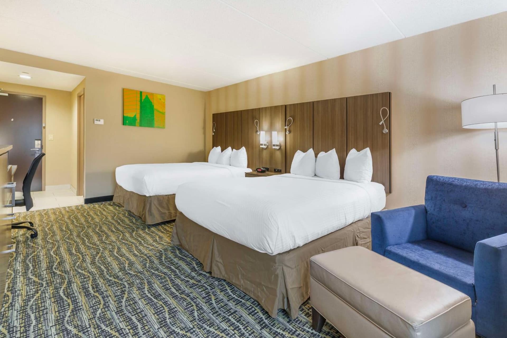 Best Western Plus New Englander gallery photo in Woburn, MA — image 35
