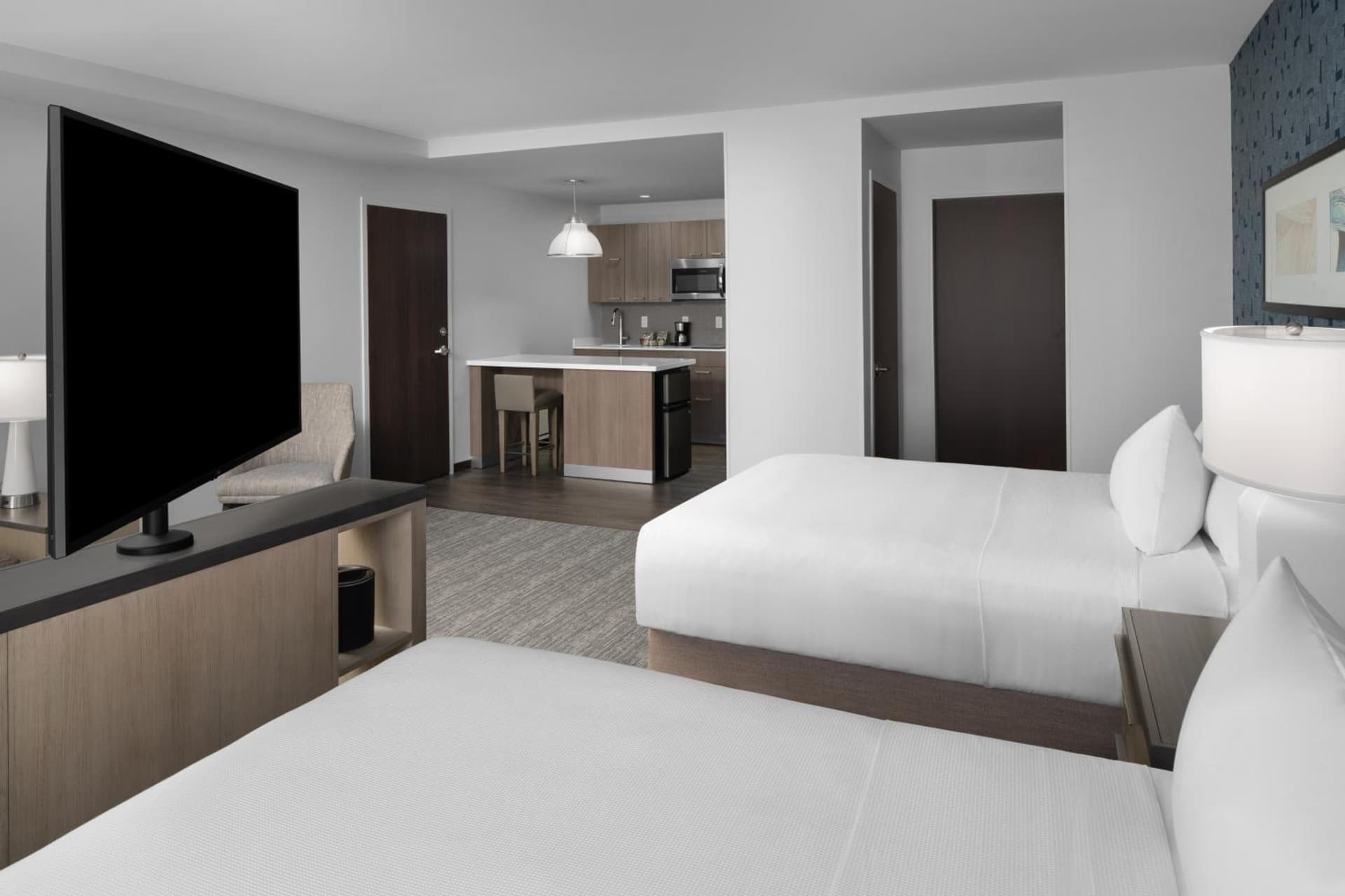 Hyatt House Lansing-University Area interior in Lansing, MI — gallery photo 2