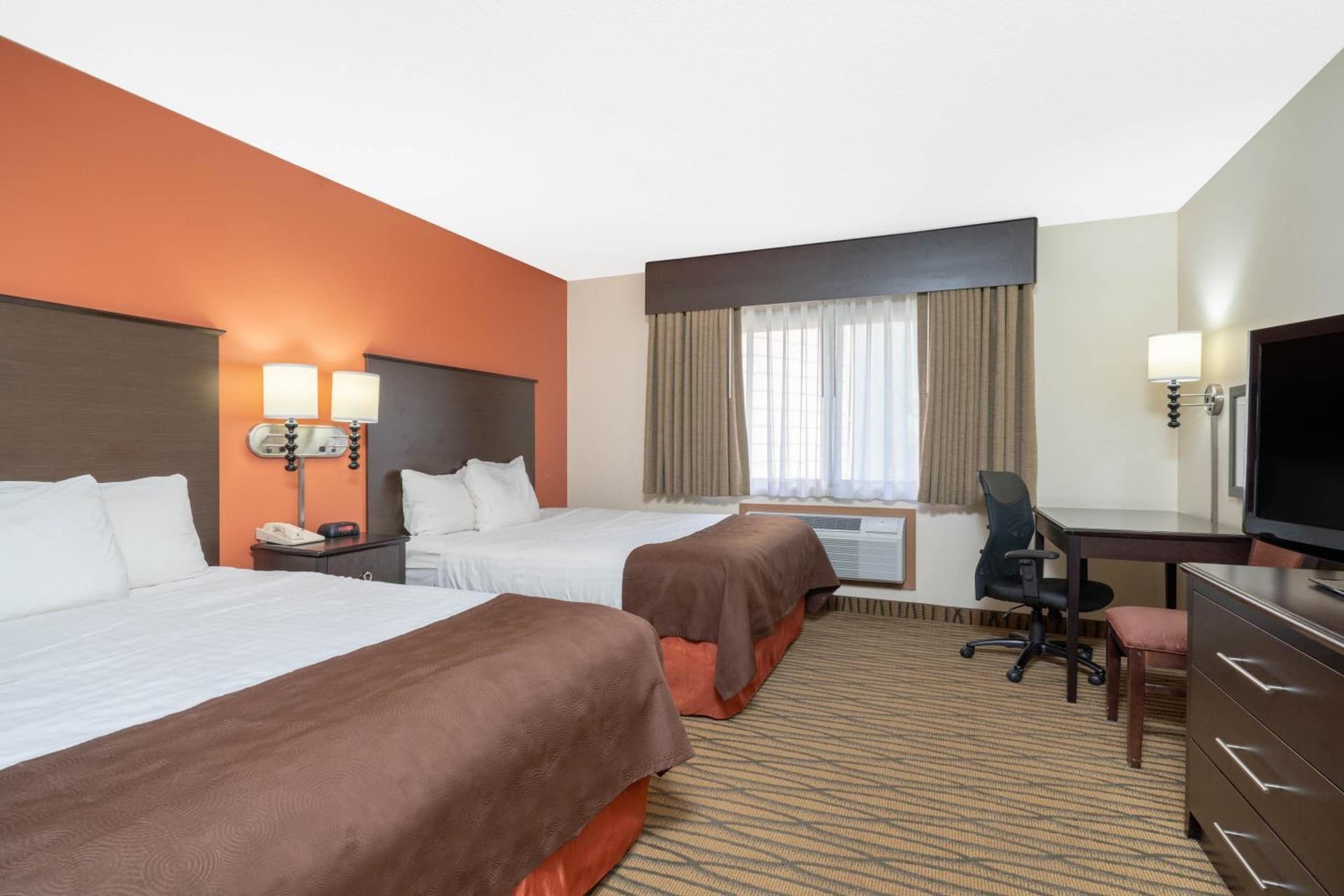 Aspen Hotel Rogers Formerly Americ inn property views in Rogers, MN — gallery photo 3