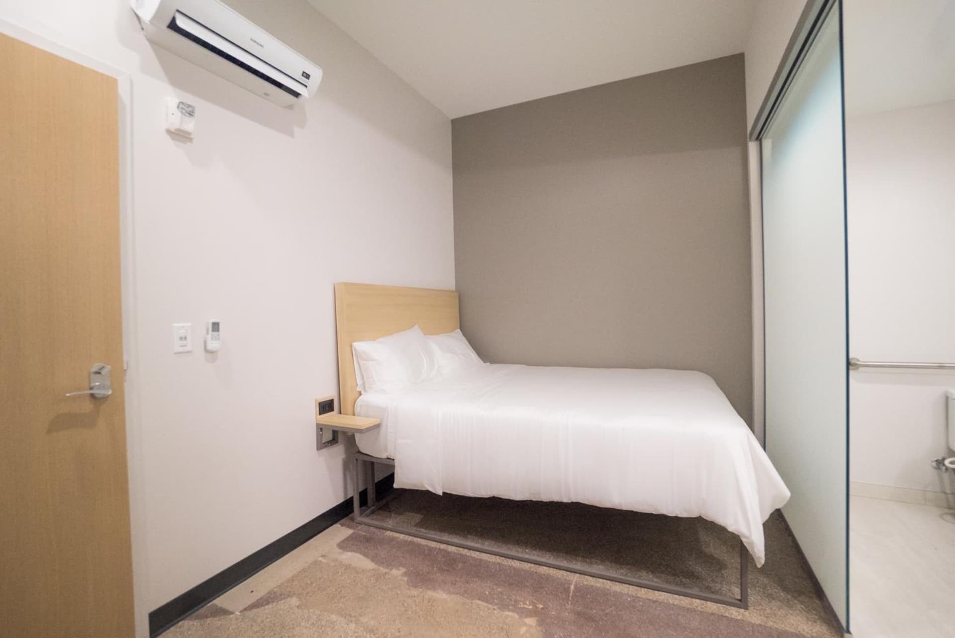 SOVA Micro-Room & Social Hotel gallery photo in Dallas, TX — image 20