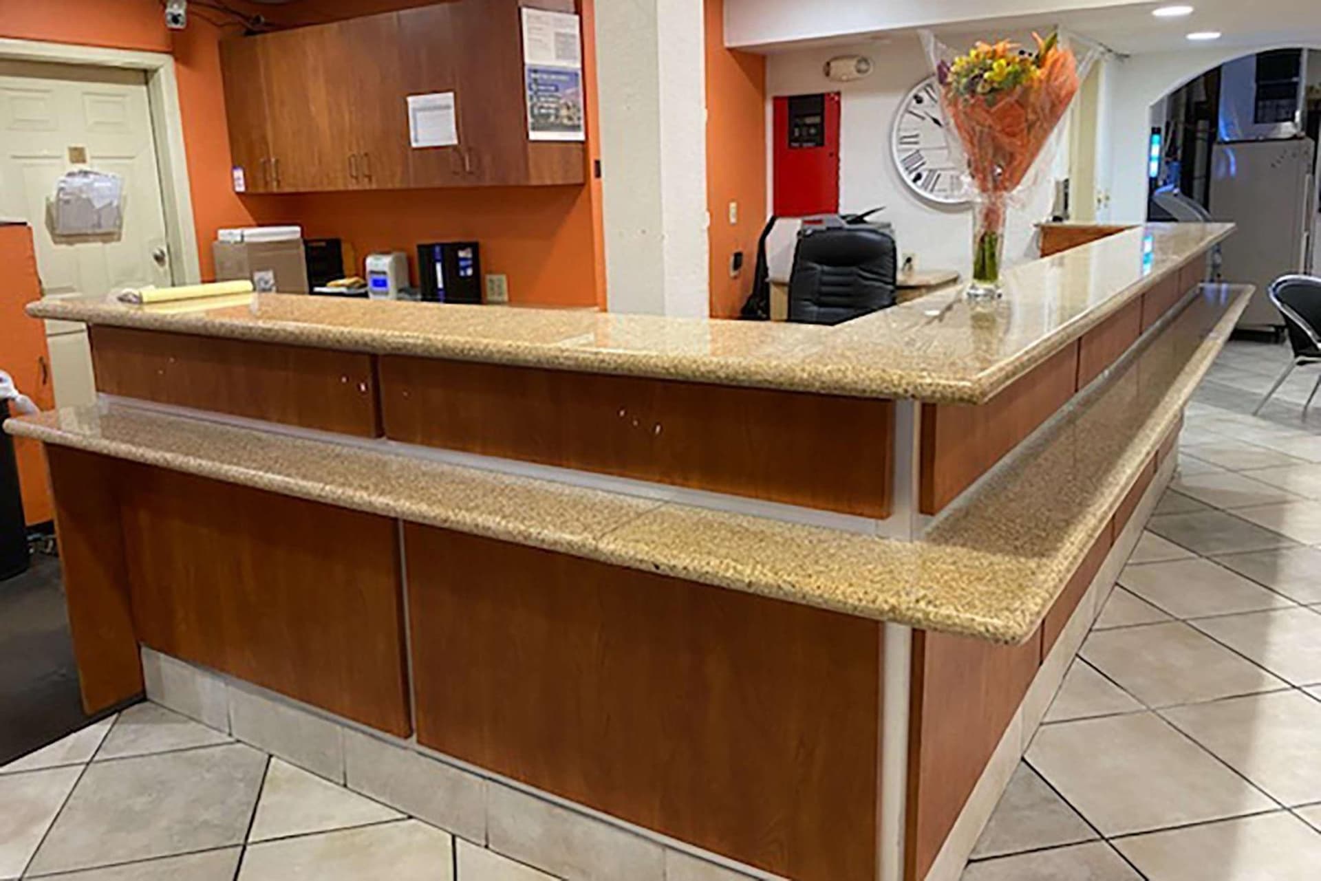 Travelodge by Wyndham San Antonio Lackland AFB North interior in San Antonio, TX — gallery photo 2