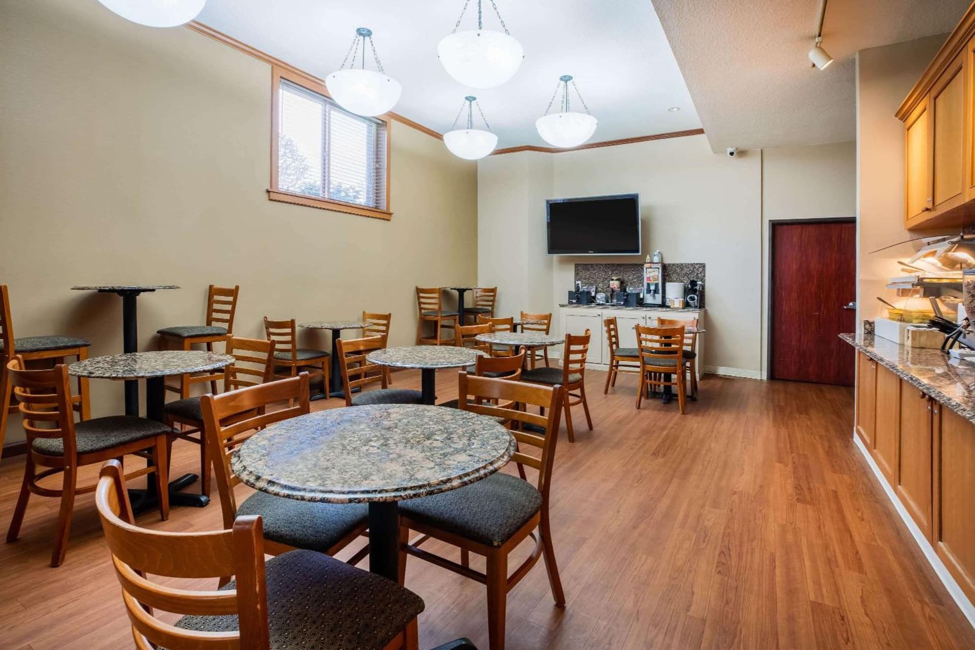 La Quinta by Wyndham Portland Airport gallery photo in Portland, OR — image 60