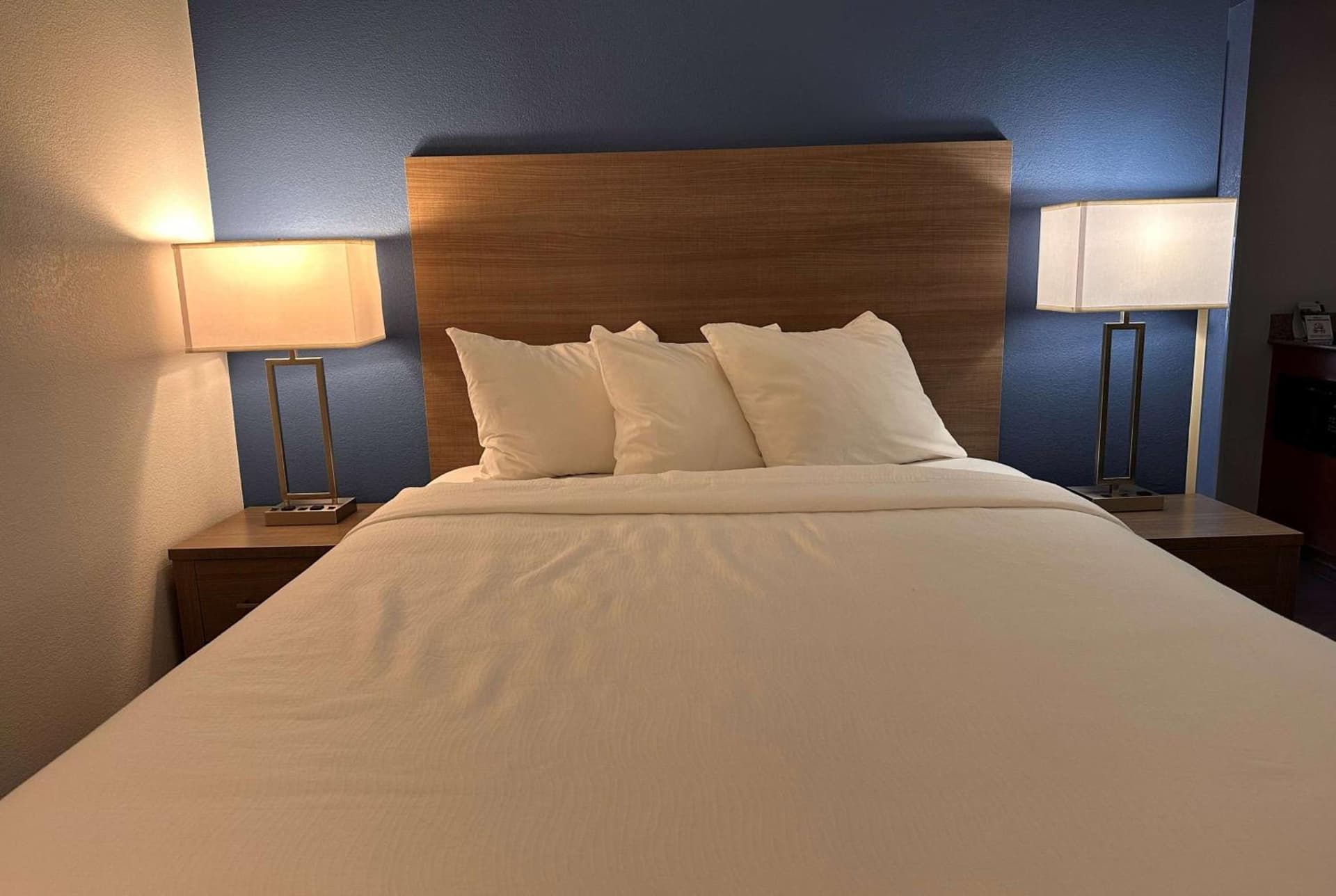 Baymont by Wyndham Indianapolis Northwest interior in Indianapolis, IN — gallery photo 2