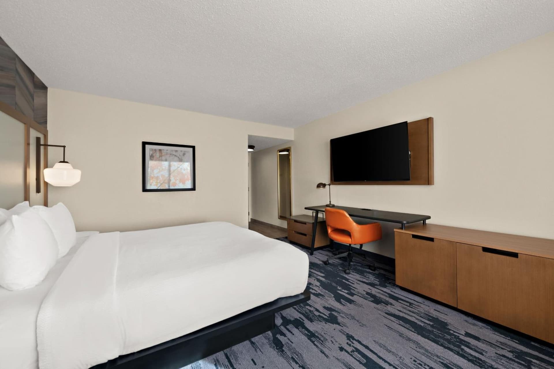 Fairfield by Marriott Inn & Suites Chesapeake interior in Chesapeake, VA — gallery photo 2