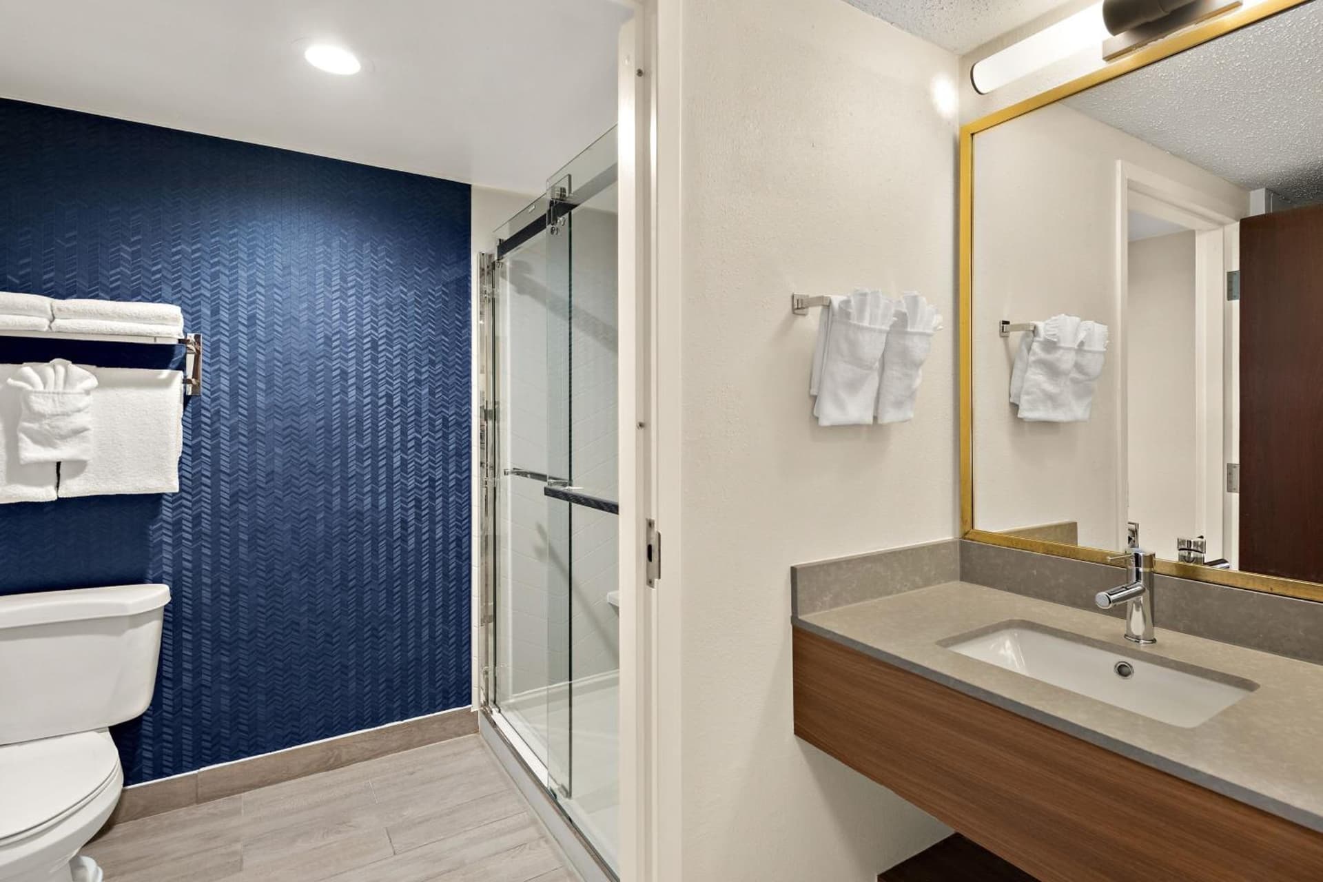 Fairfield by Marriott Inn & Suites Chesapeake gallery photo in Chesapeake, VA — image 25