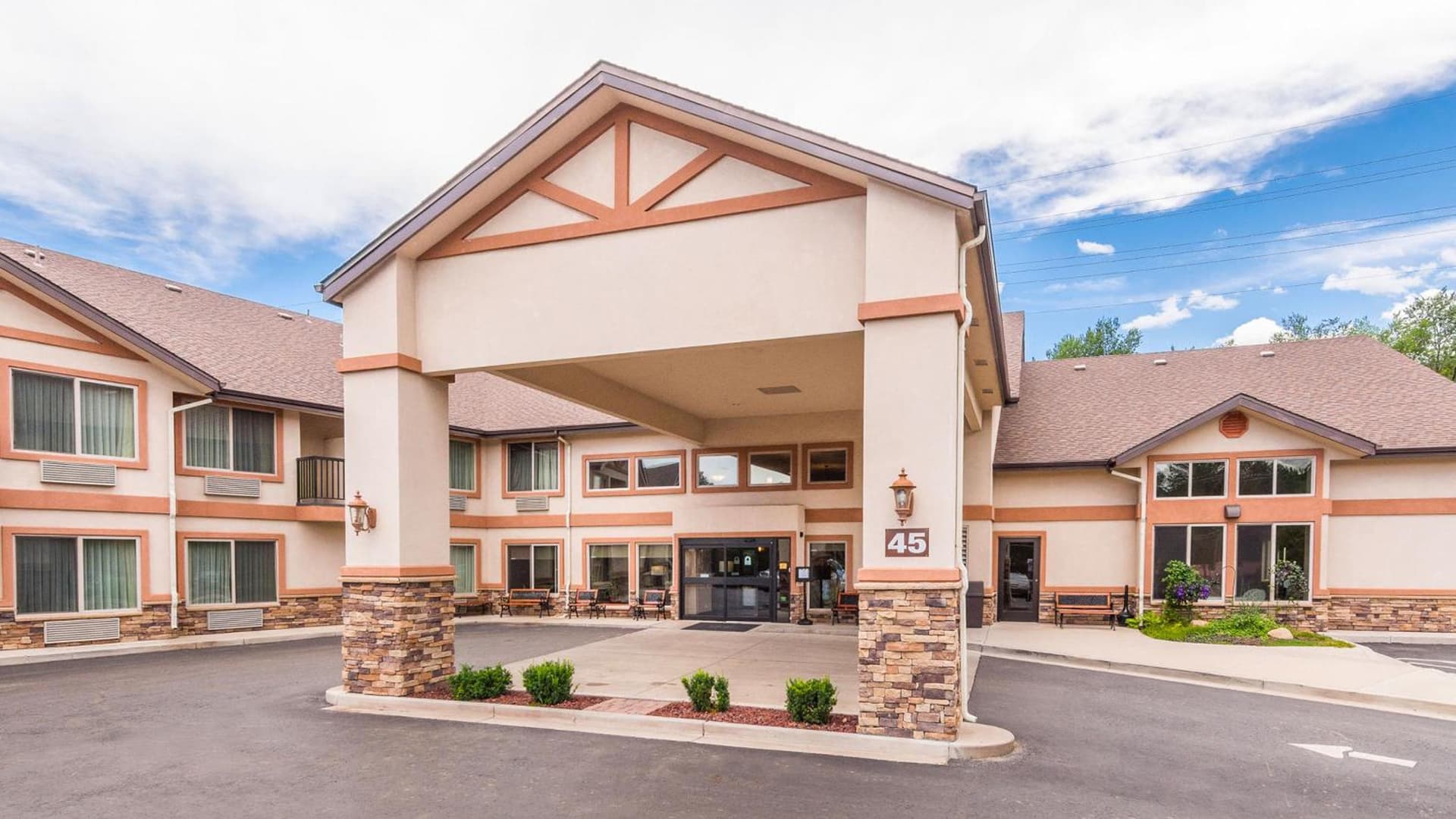 Manitou Pikes Peak Hotel gallery photo in Manitou Springs, CO — image 11