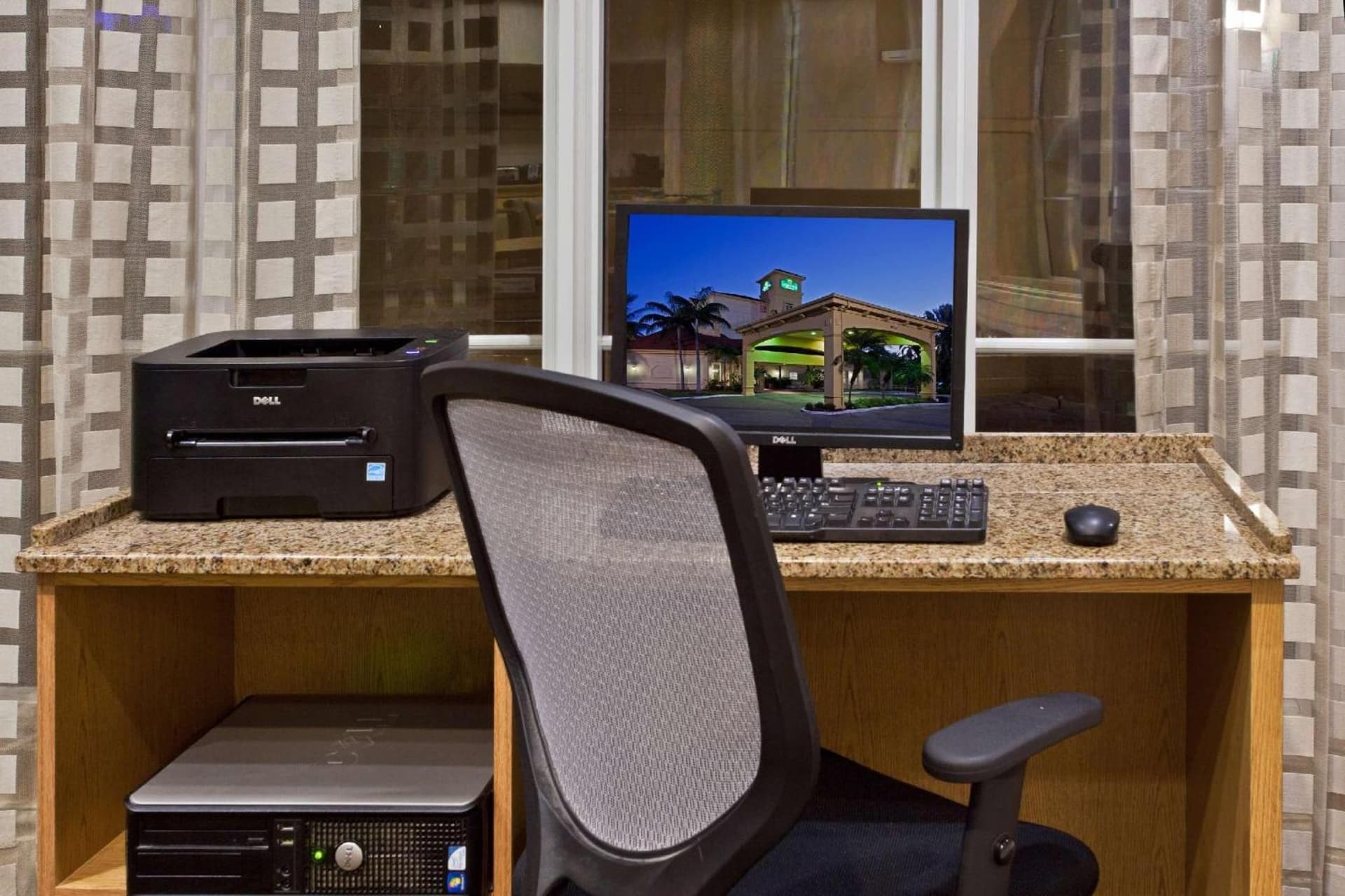 La Quinta by Wyndham Miami Airport West gallery photo in Miami, FL — image 10
