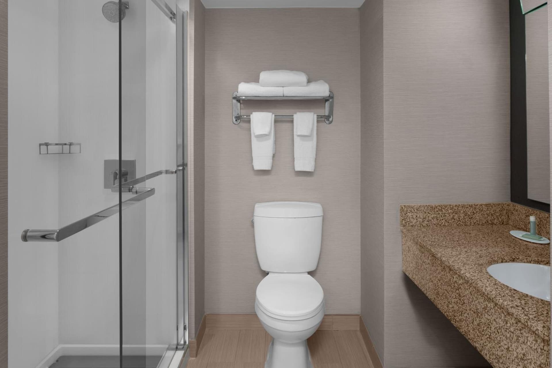 Courtyard by Marriott Cypress Anaheim / Orange County gallery photo in Cypress, CA — image 14