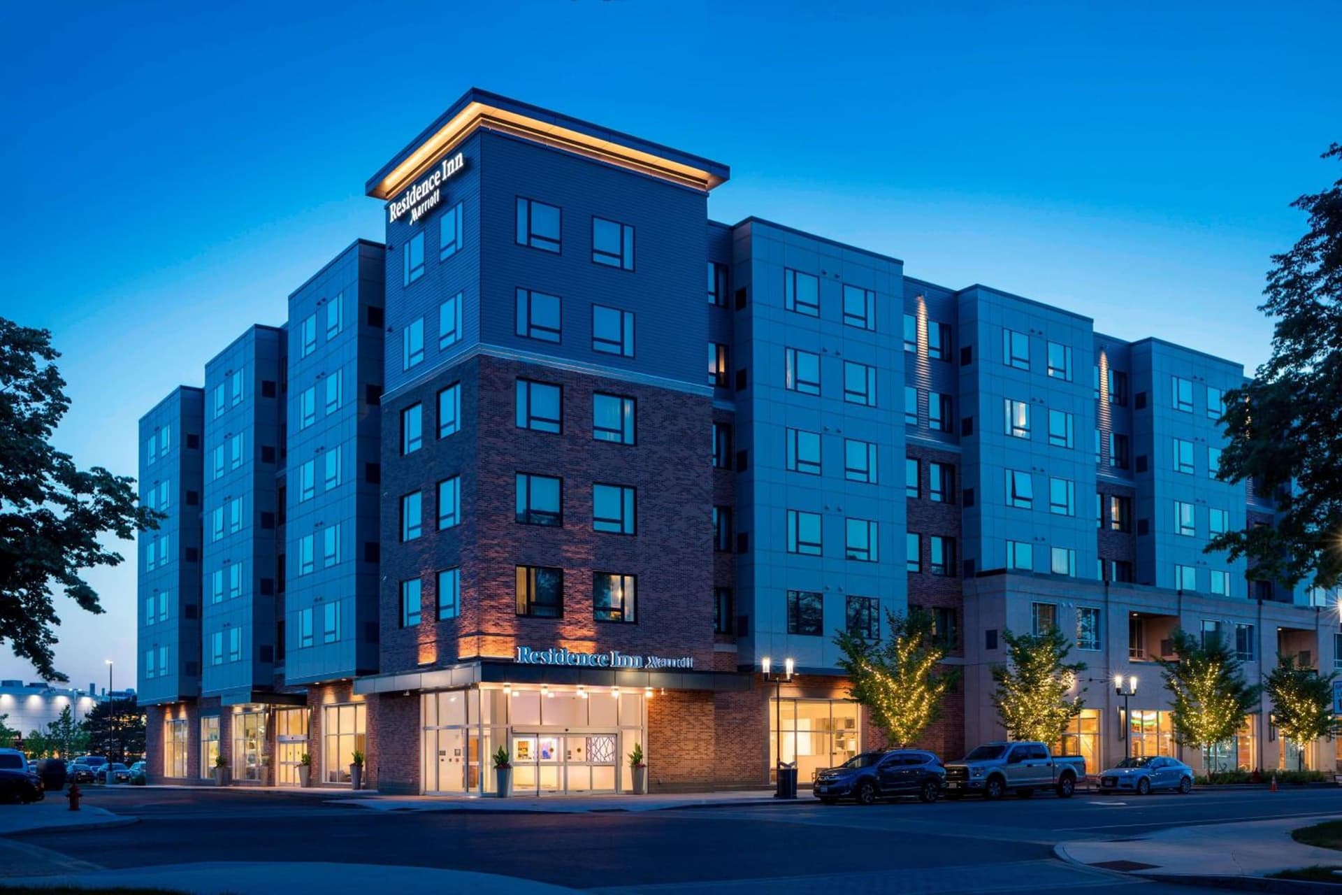 Residence Inn by Marriott Boston Burlington interior in Burlington — gallery photo 2