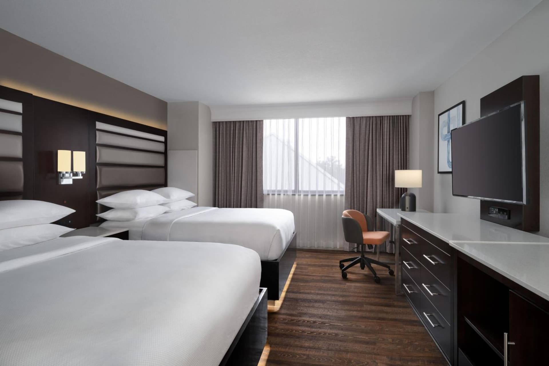 Delta Hotels by Marriott Jacksonville Deerwood gallery photo in Jacksonville, FL — image 21