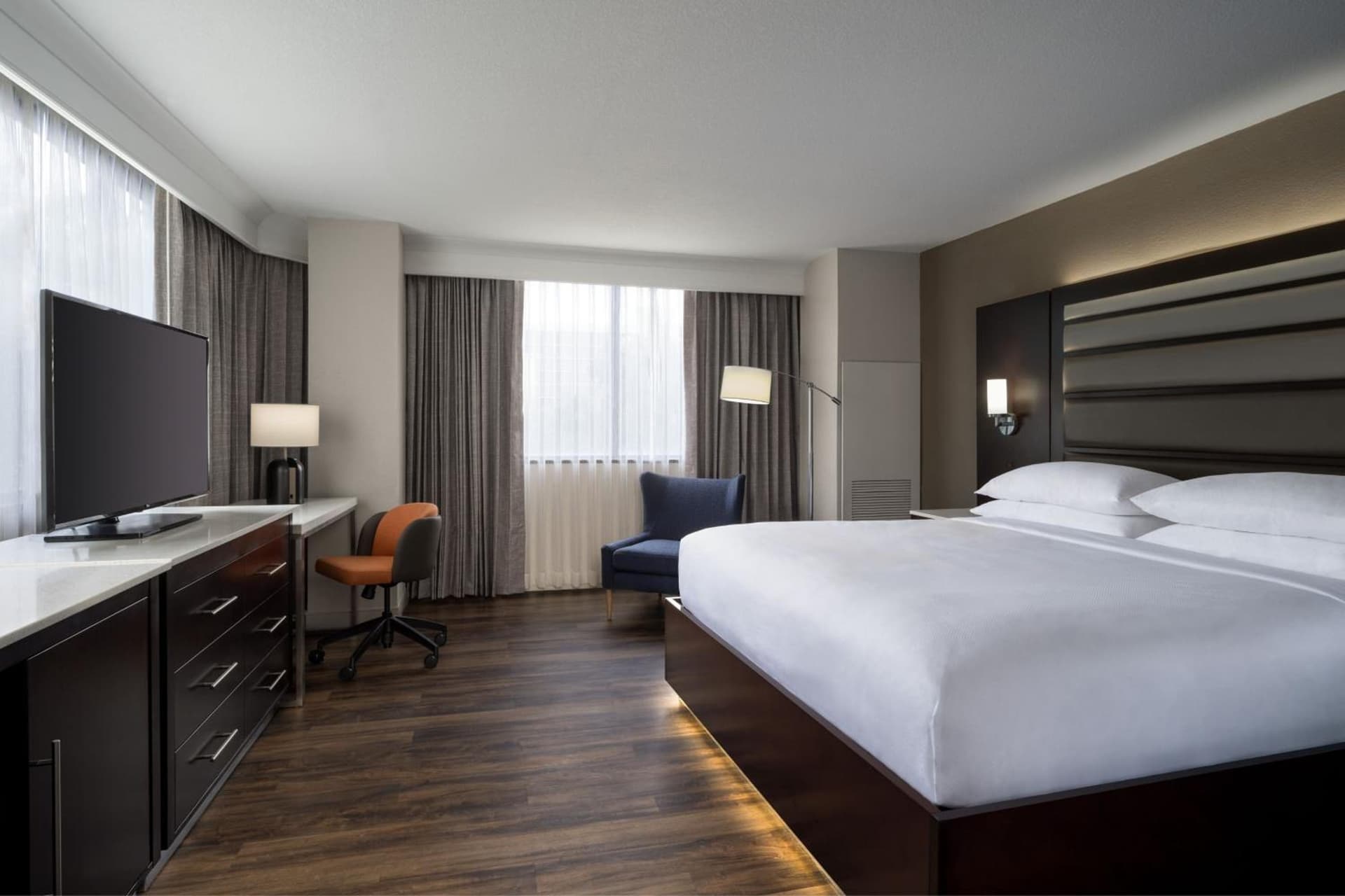 Delta Hotels by Marriott Jacksonville Deerwood gallery photo in Jacksonville, FL — image 14