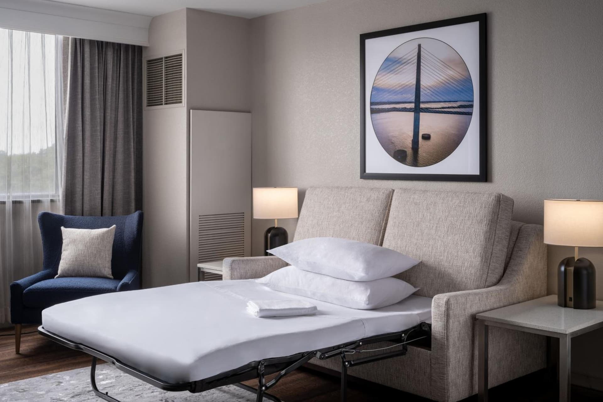 Delta Hotels by Marriott Jacksonville Deerwood gallery photo in Jacksonville, FL — image 19