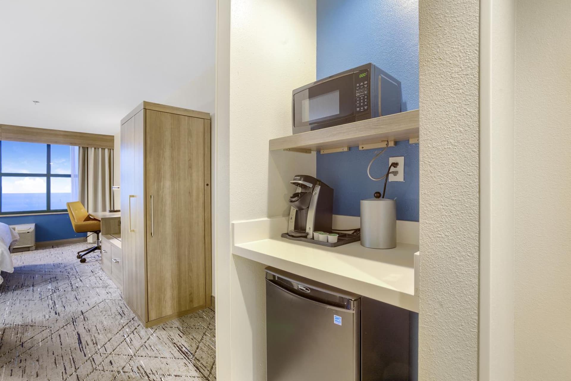 Holiday Inn Express - Gulfport Beach by IHG gallery photo in Gulfport, MS — image 38