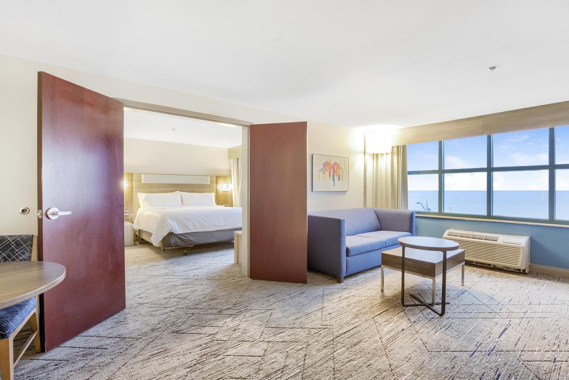 Holiday Inn Express - Gulfport Beach by IHG gallery photo in Gulfport, MS — image 16