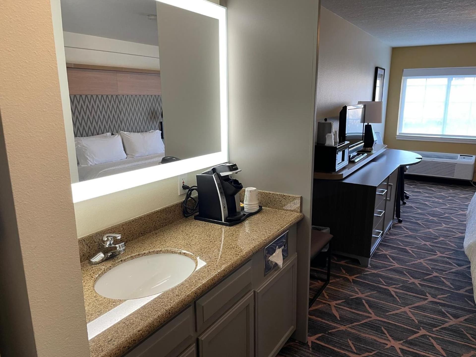 Holiday Inn Redding by IHG gallery photo in Redding, CA — image 18